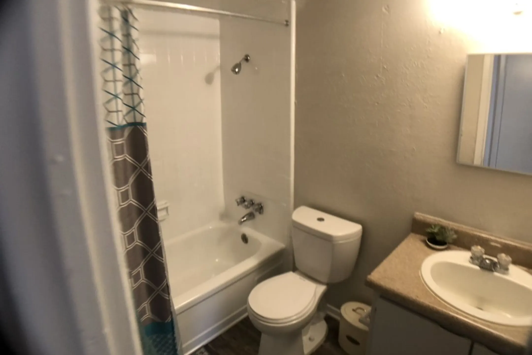 Bathroom - Casa Grande Village - Dallas, TX