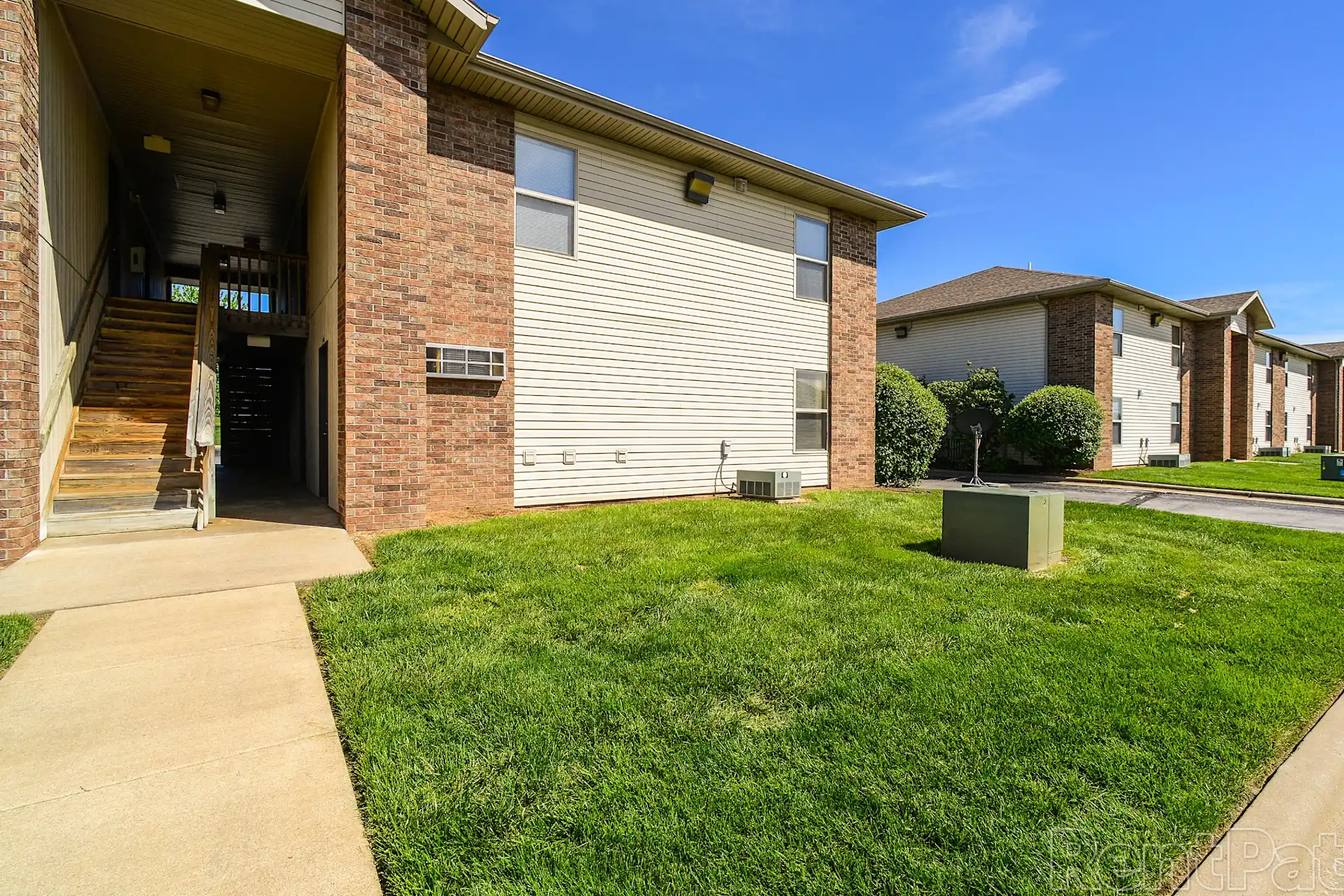 Scenic Ridge Apartments 4131 S Scenic Ave Springfield, MO