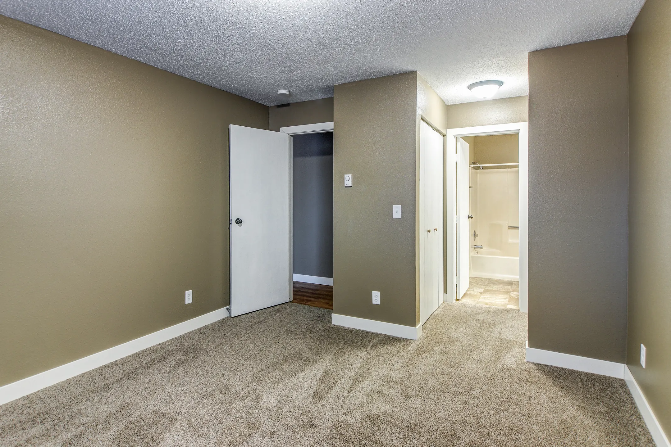 Briarwood Apartments Marshall, MN 56258