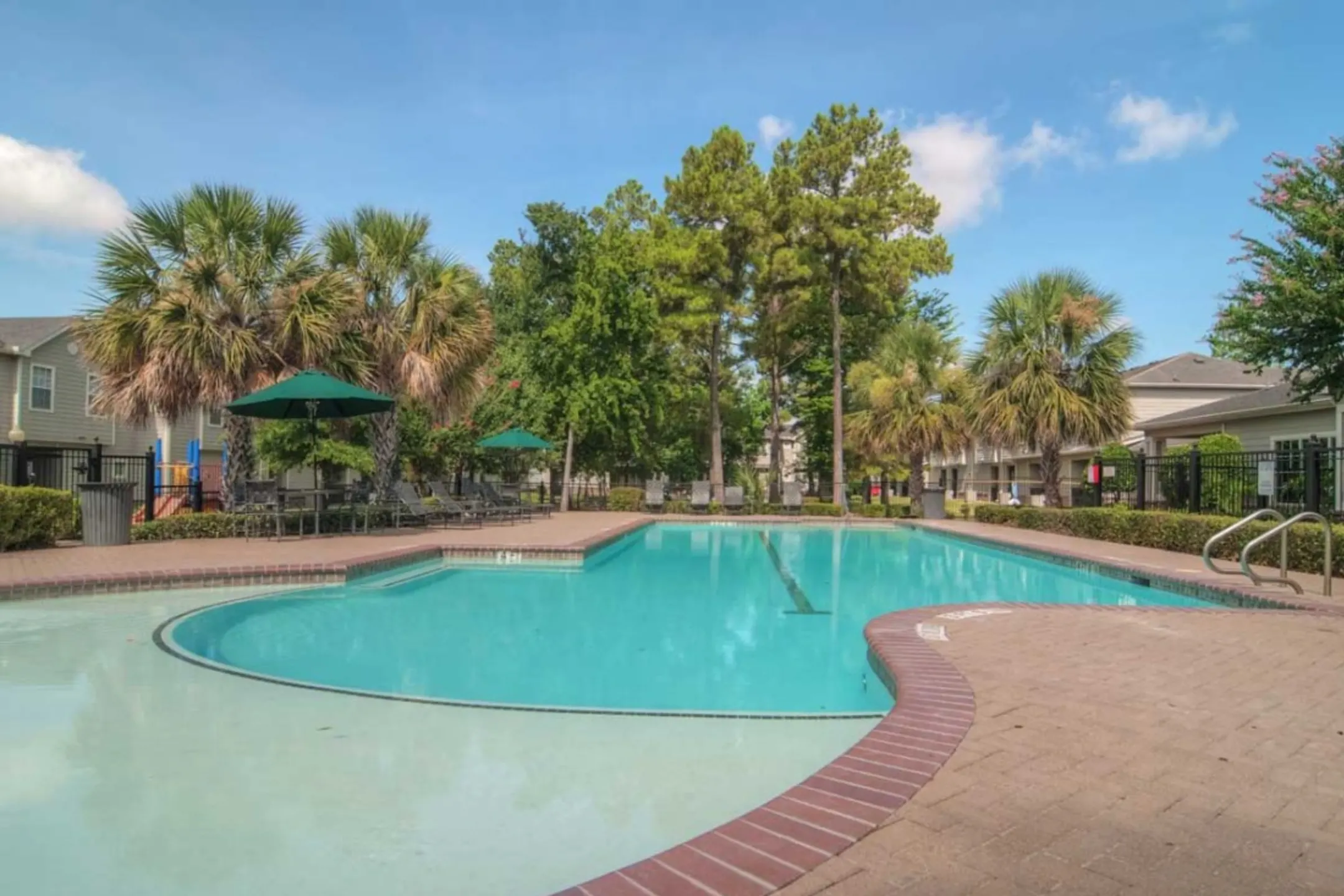 park-at-woodwind-lakes-14333-philippine-st-houston-tx-apartments