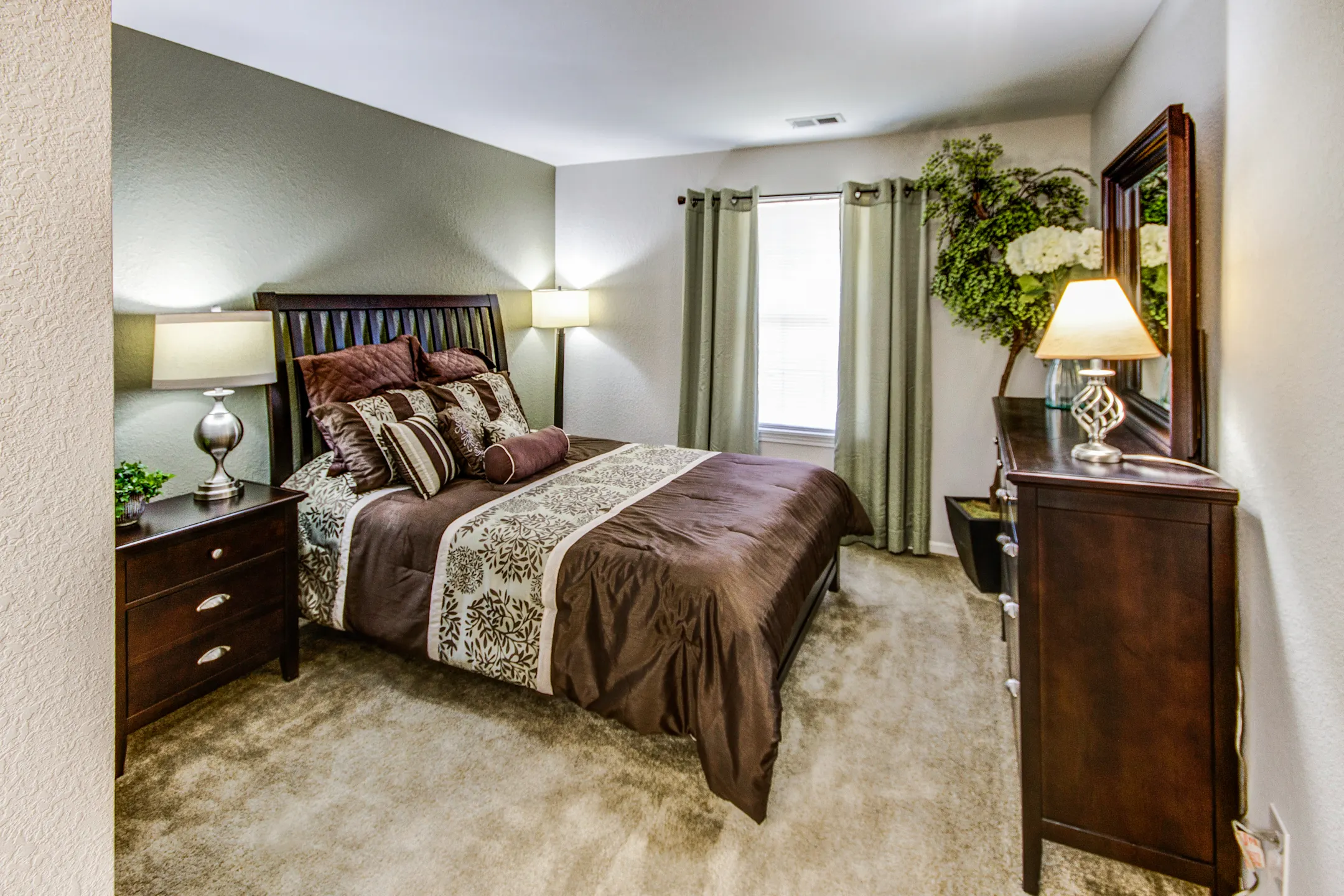 Bedroom - Applecreek - Anderson, IN
