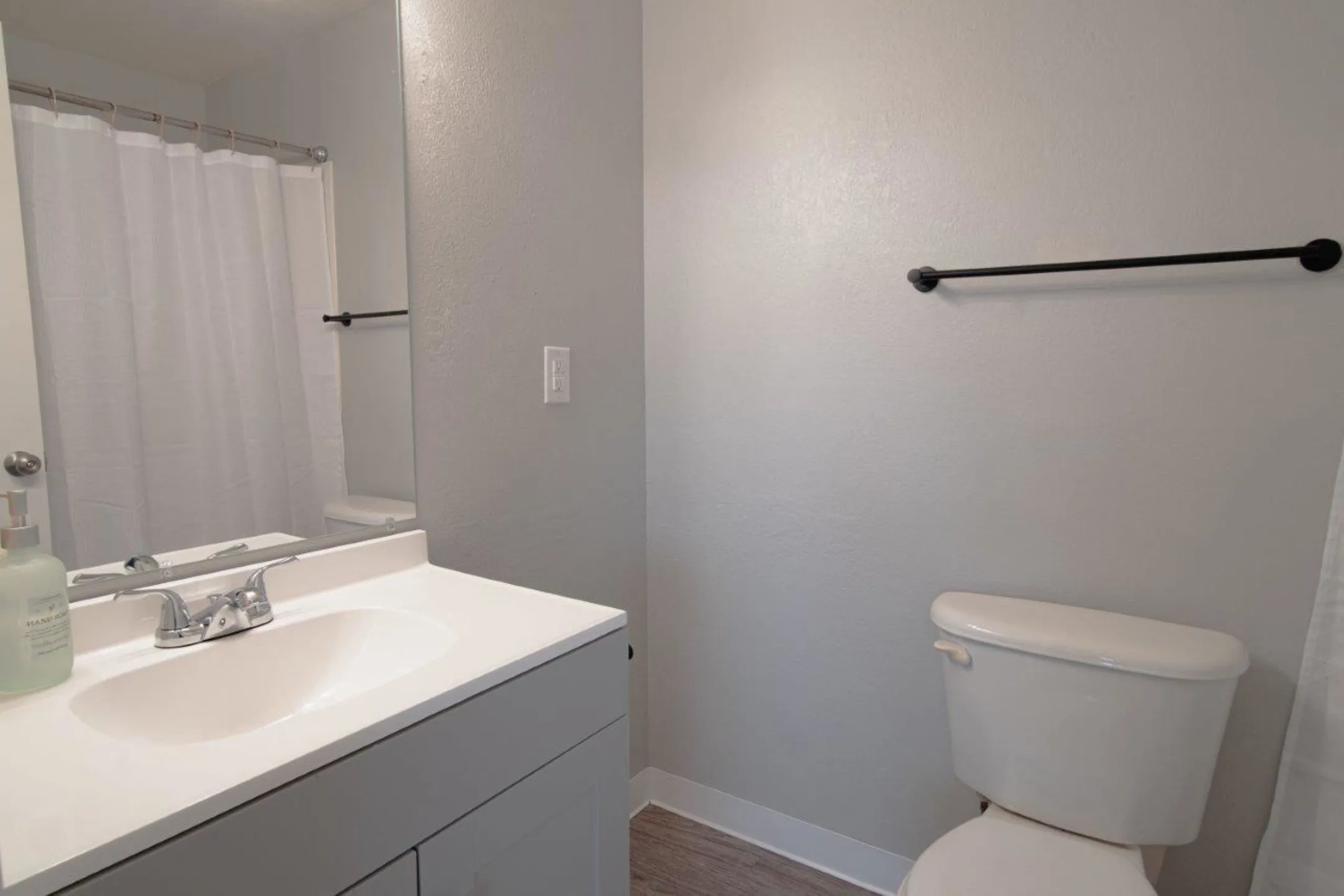 Jefferson West Apartments 2815 W Madison Ave Boise, ID Apartments