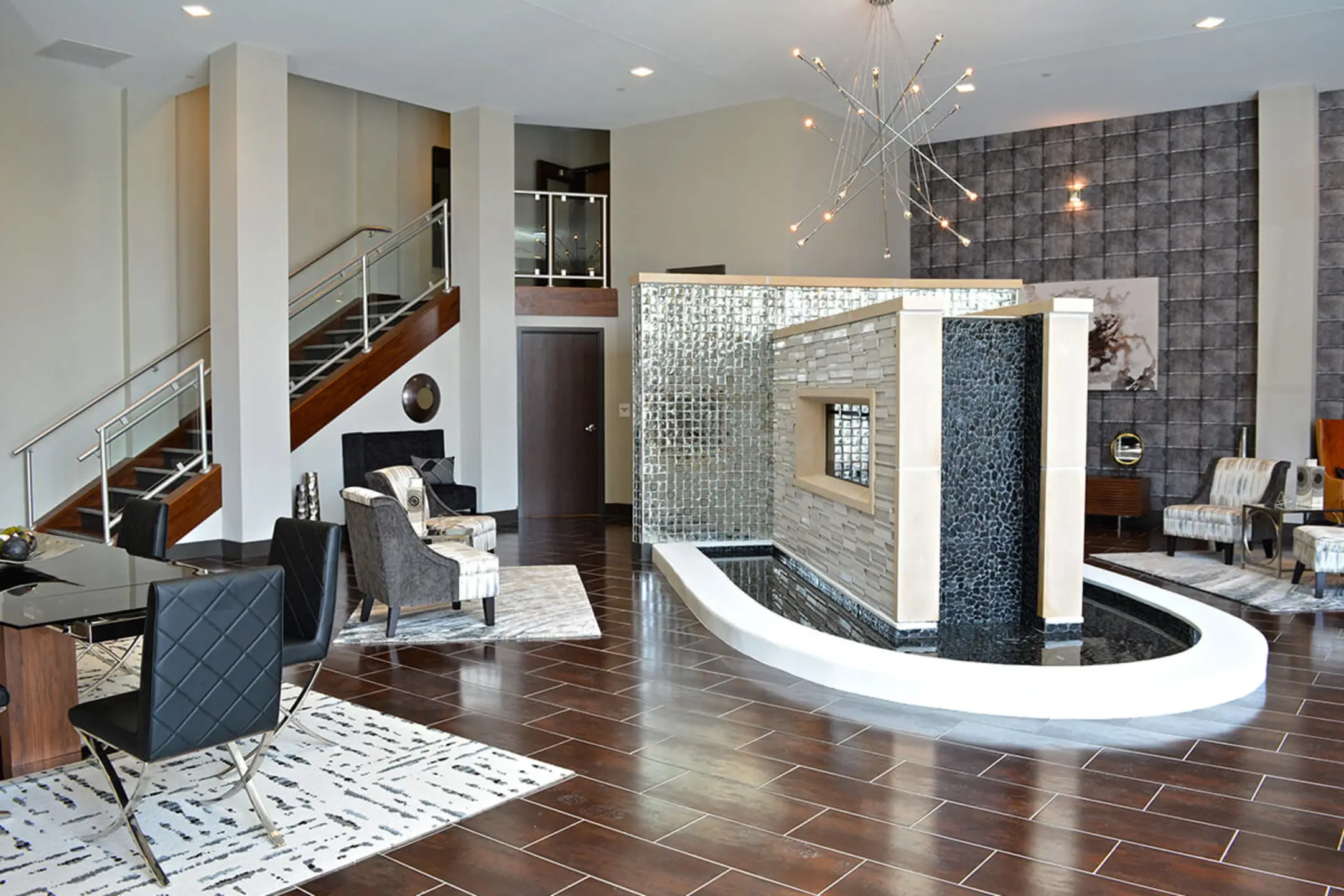 5300 Centre Apartments - Saint Peters, MO
