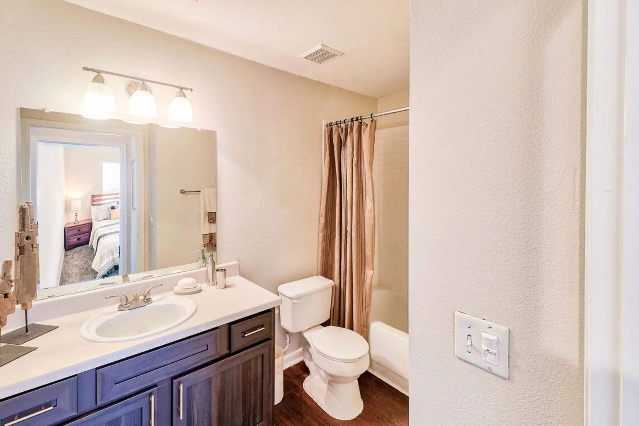 Lakeline Apartment Homes Apartments Leander, TX 78641