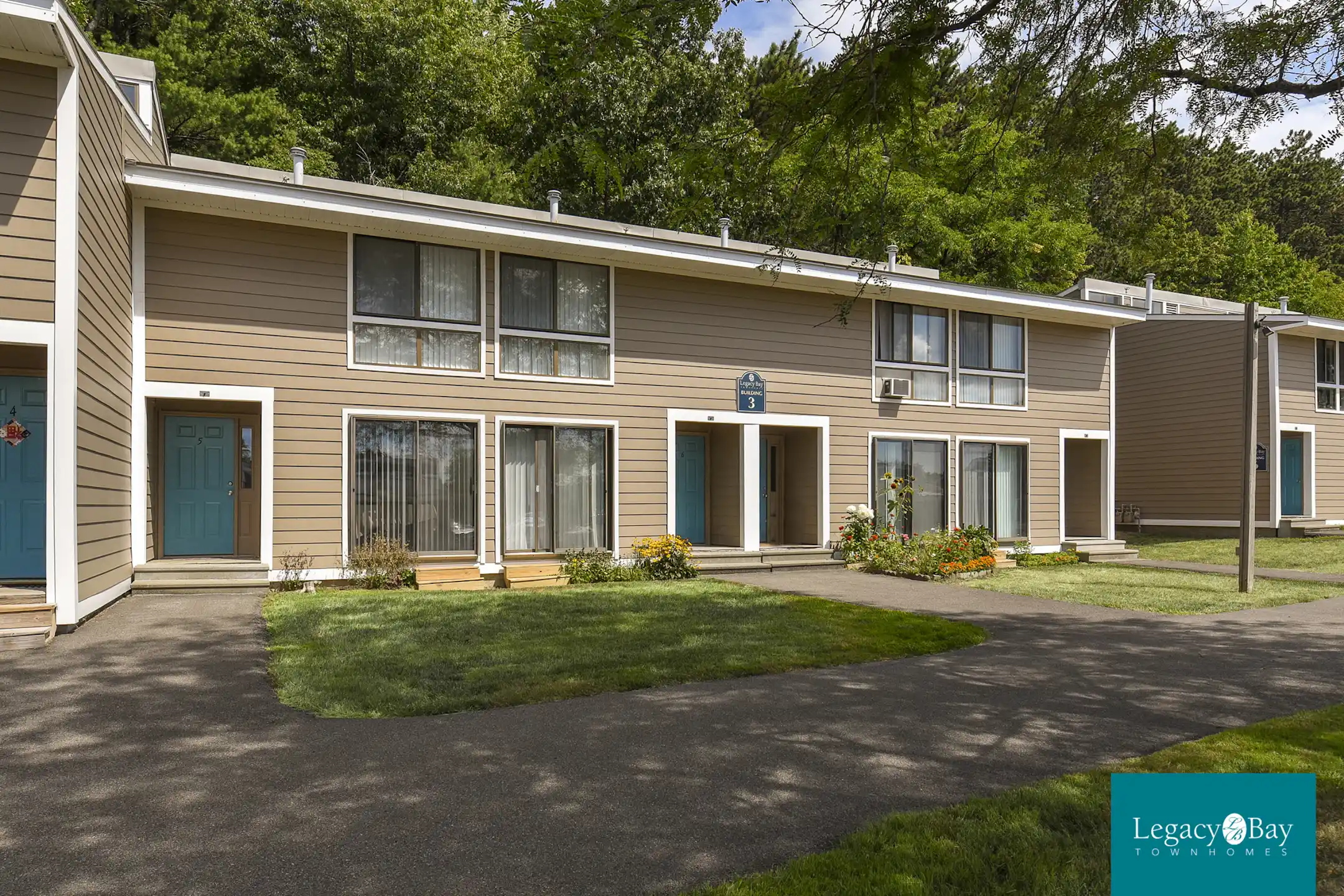 Legacy Bay Townhomes 436 Glenwood Rd Binghamton, NY Apartments for