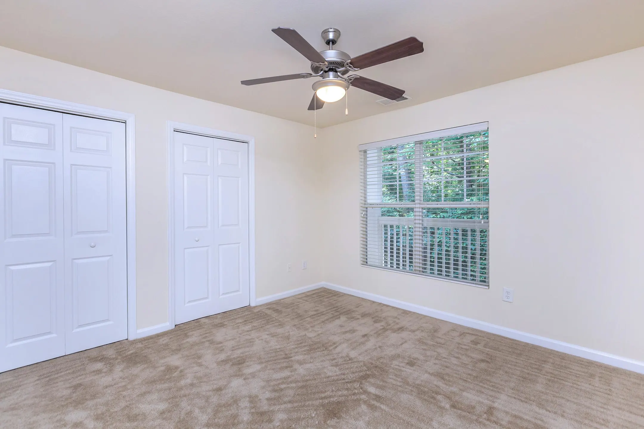 The Lofts at Strickland Glen 12203 Strickland Rd Raleigh, NC