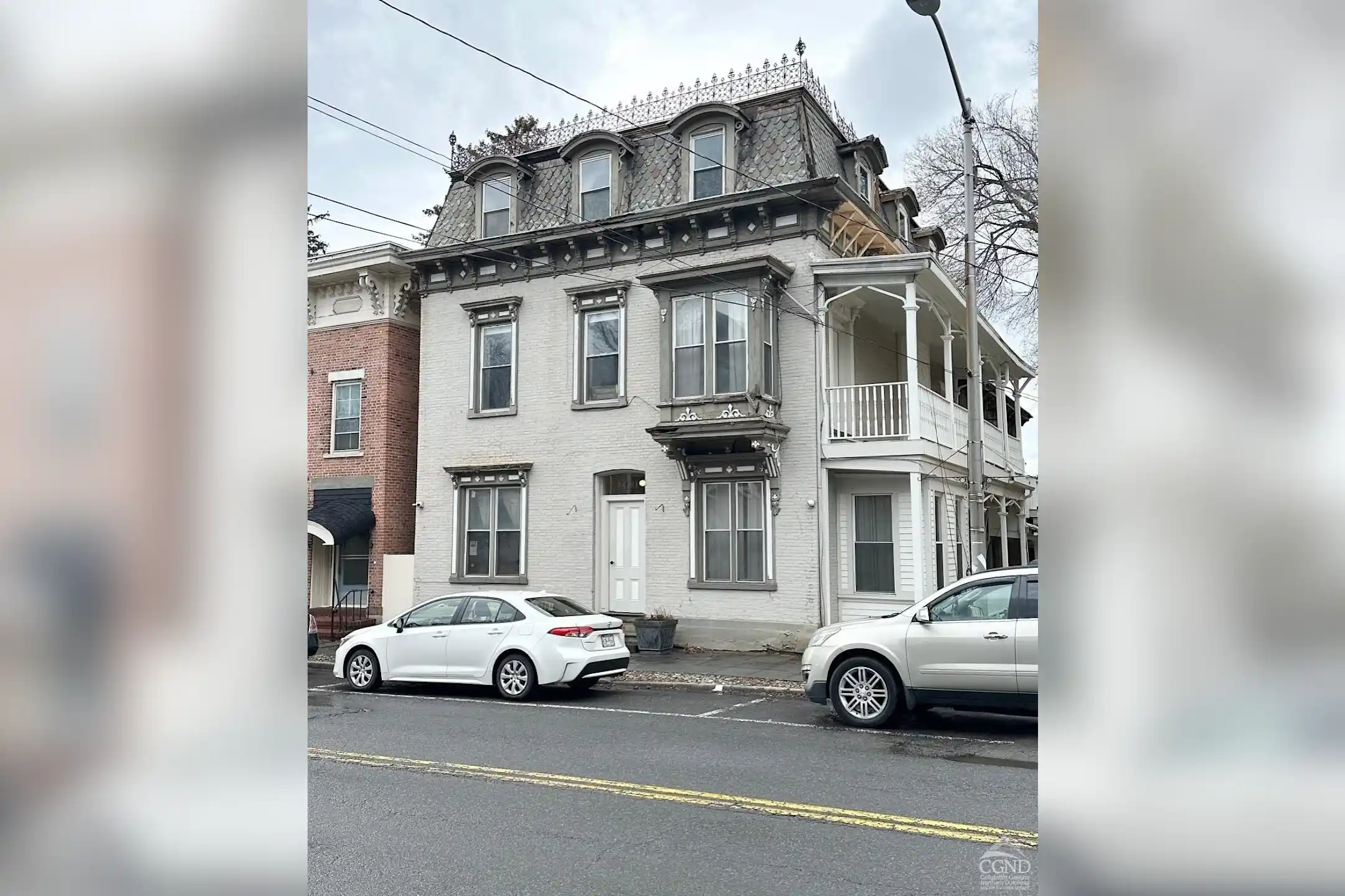 261 Main St  