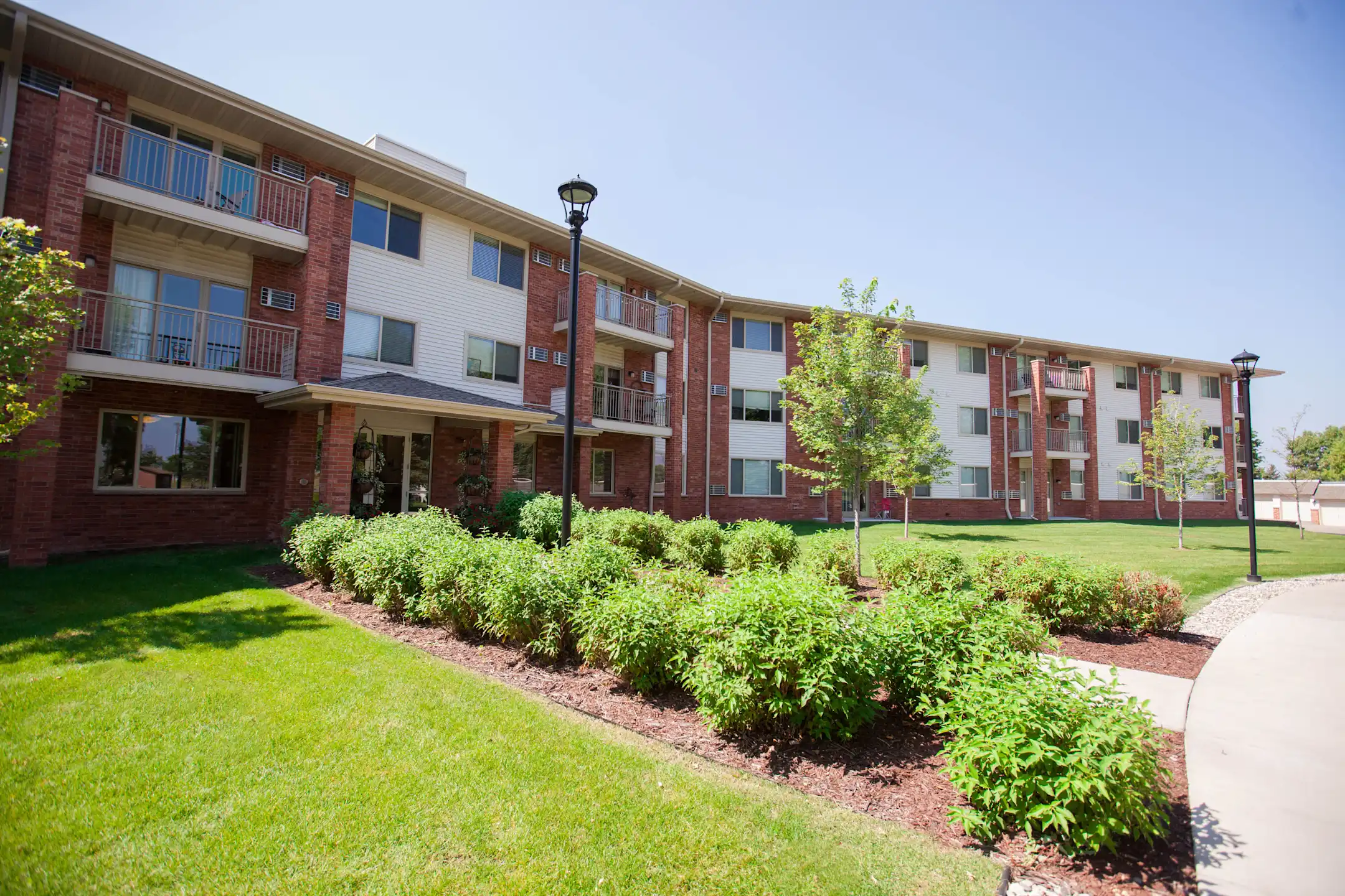 Parkwood Pointe Apartments Apartments Burnsville, MN 55337