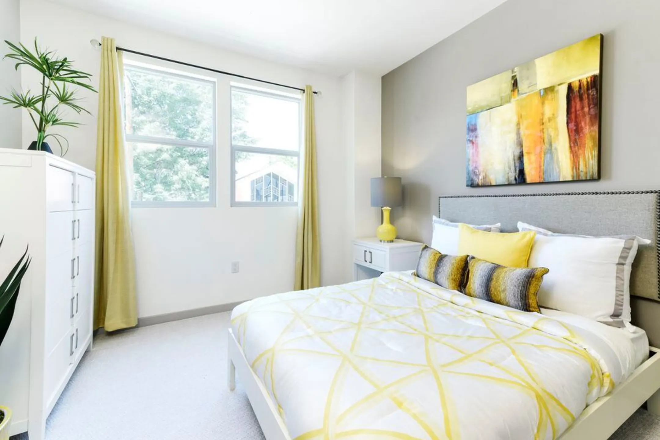 AVA North Hollywood Apartments North Hollywood, CA 91601