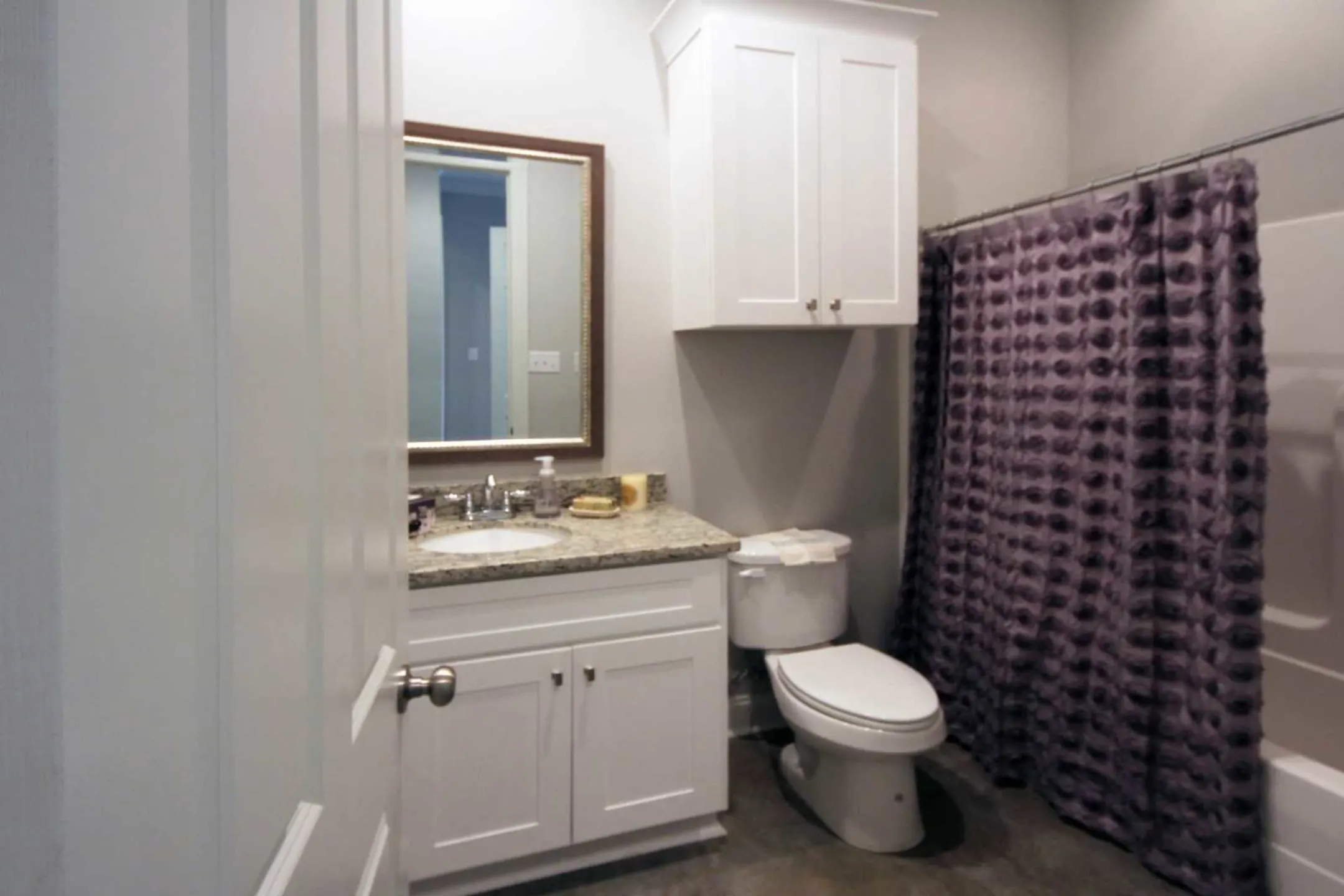 Bathroom - The Cottage at E. Broussard - Lafayette, LA