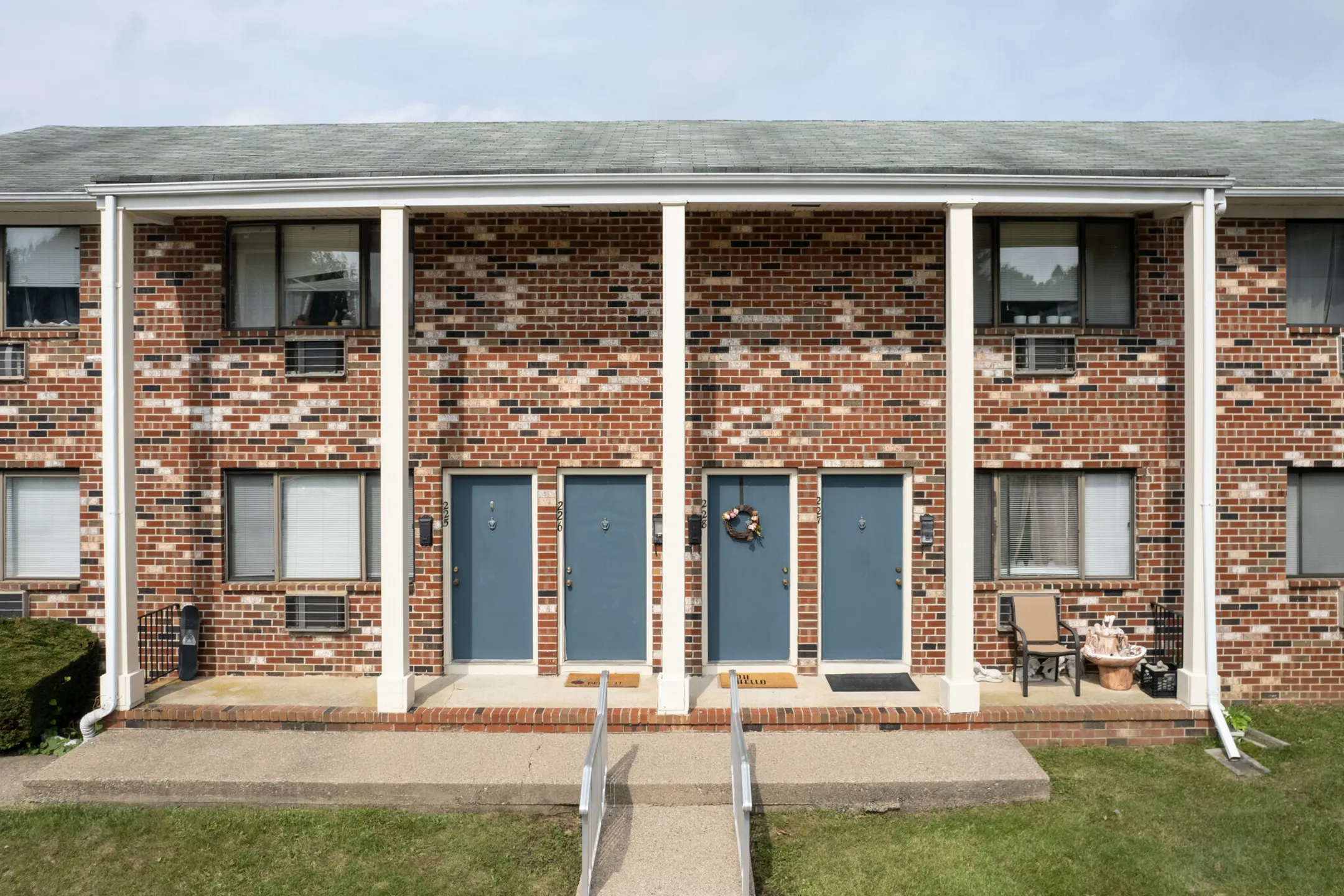 Towpath Village Apartments Hackettstown, NJ 07840