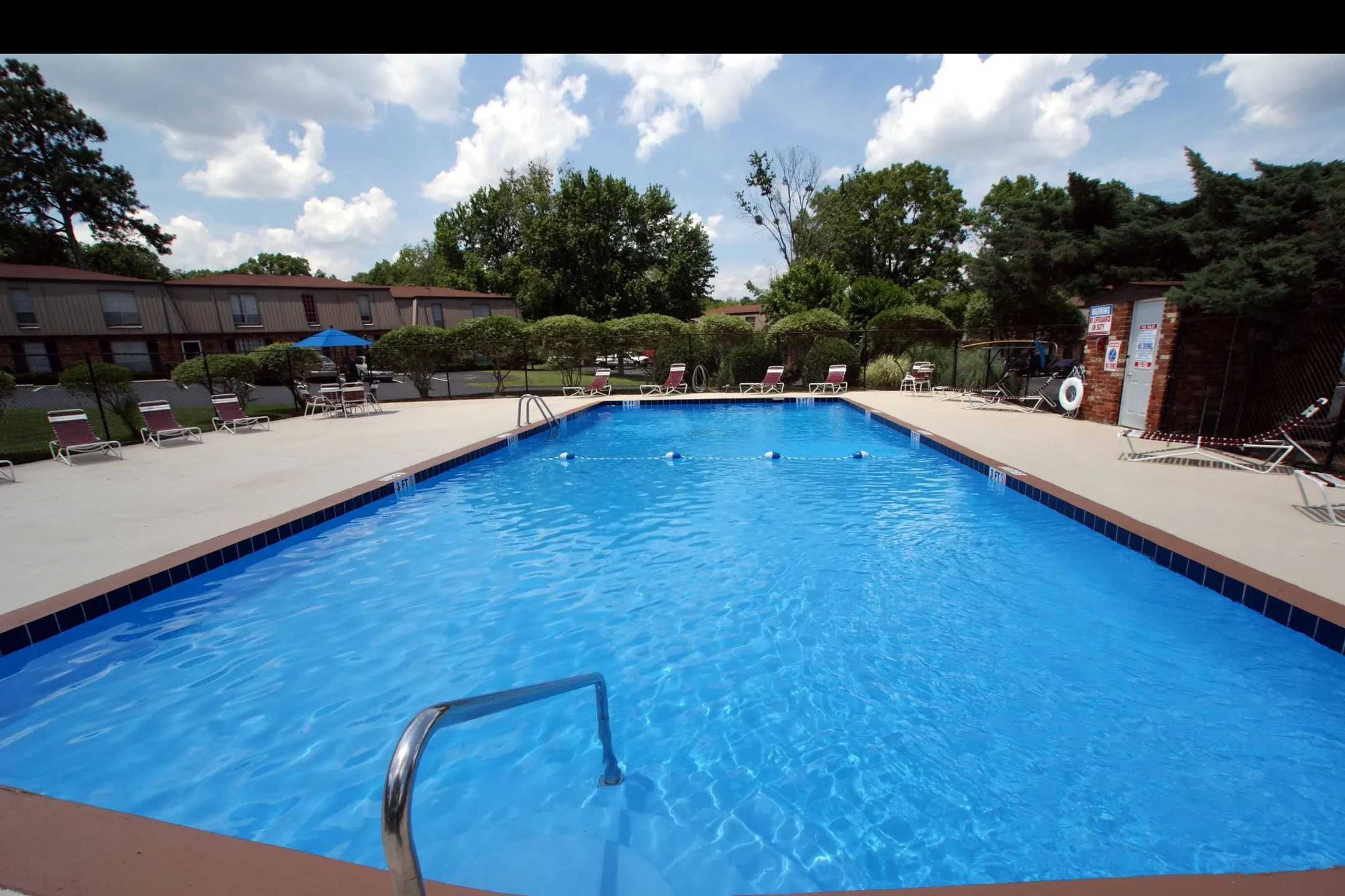 Pool - Veranda At The Ridge - Chattanooga, TN