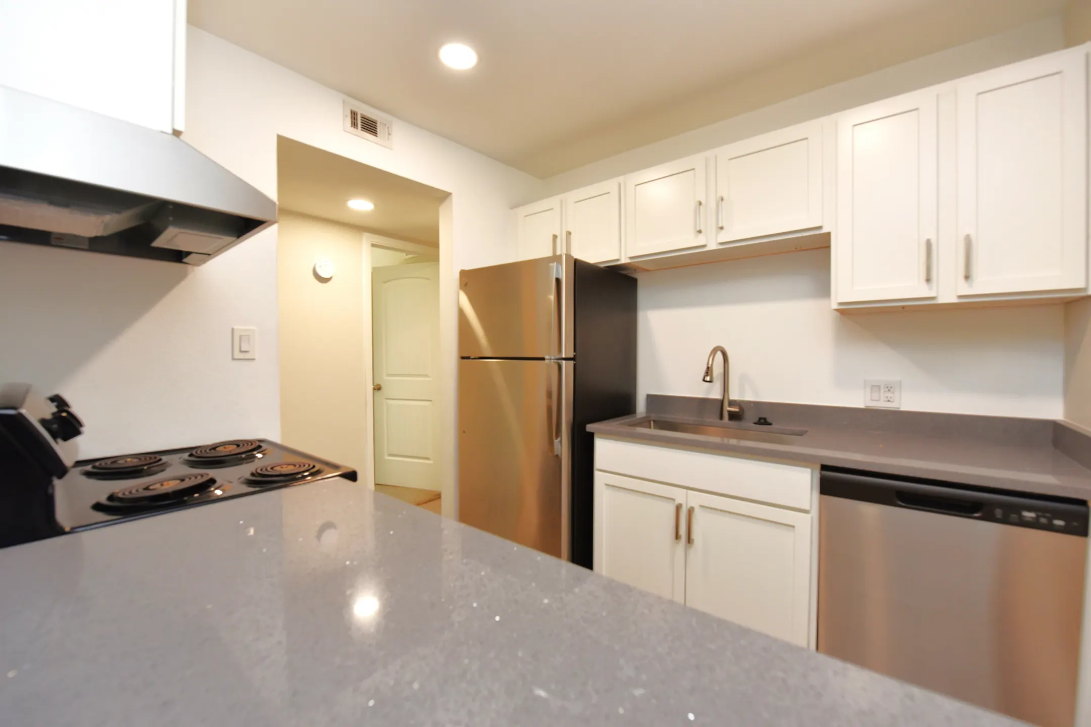 Flats On Walters 807 Walters St Lake Charles, LA Apartments for