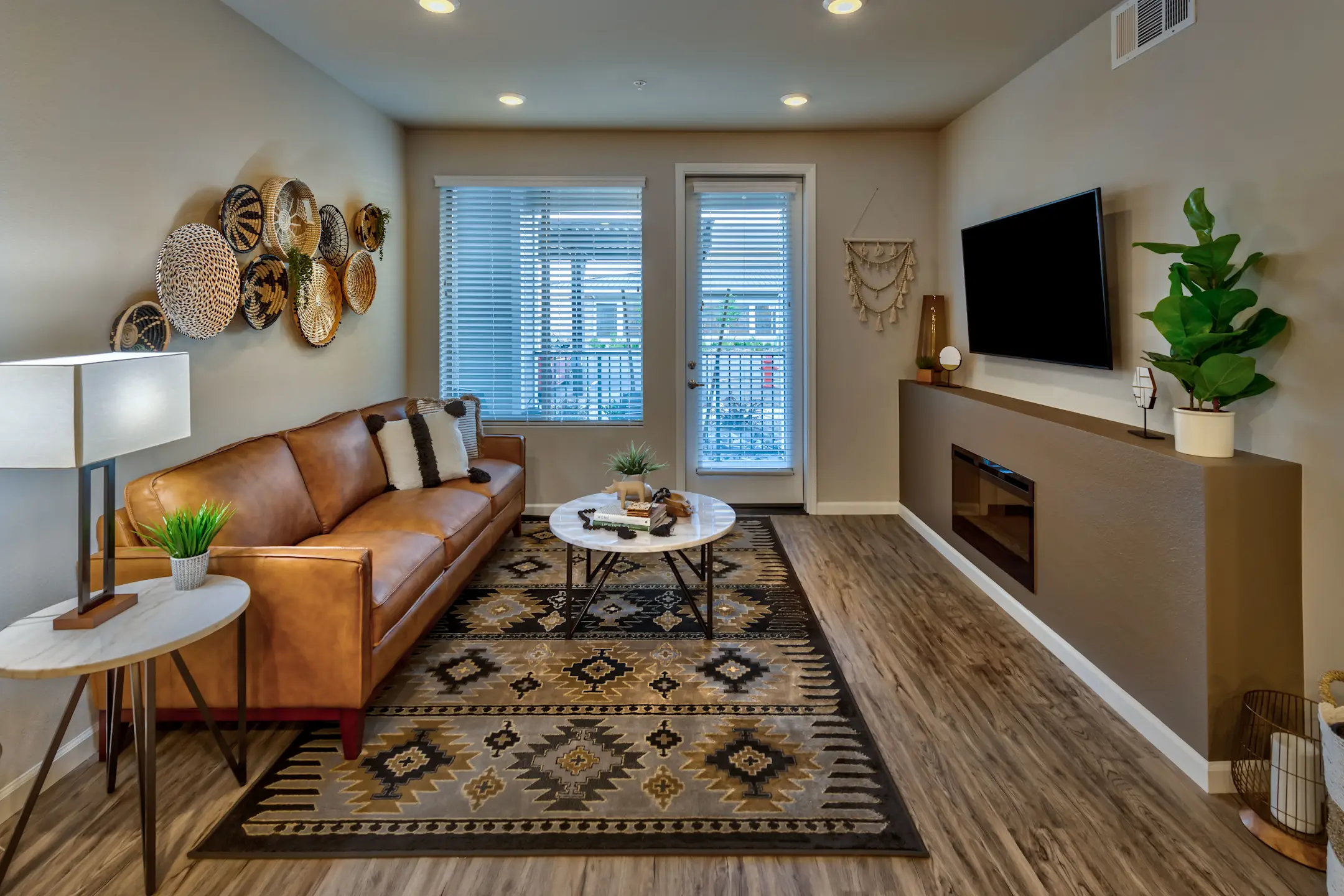 Carson Hills Apartments 328 W Clearview Dr Carson City, NV