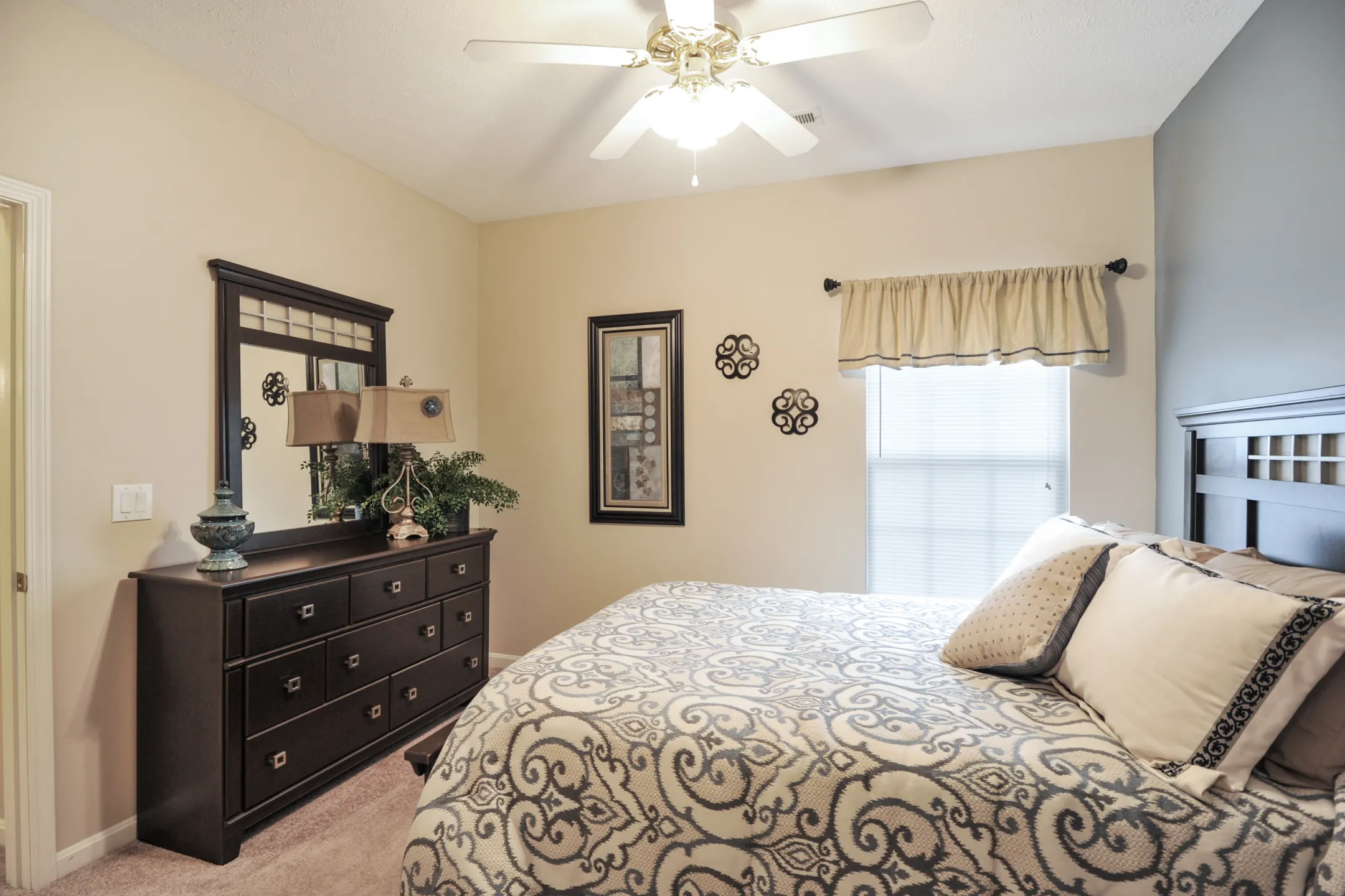 Bedroom - Lighthouse Apartments At Pebble Creek - Jeffersonville, IN
