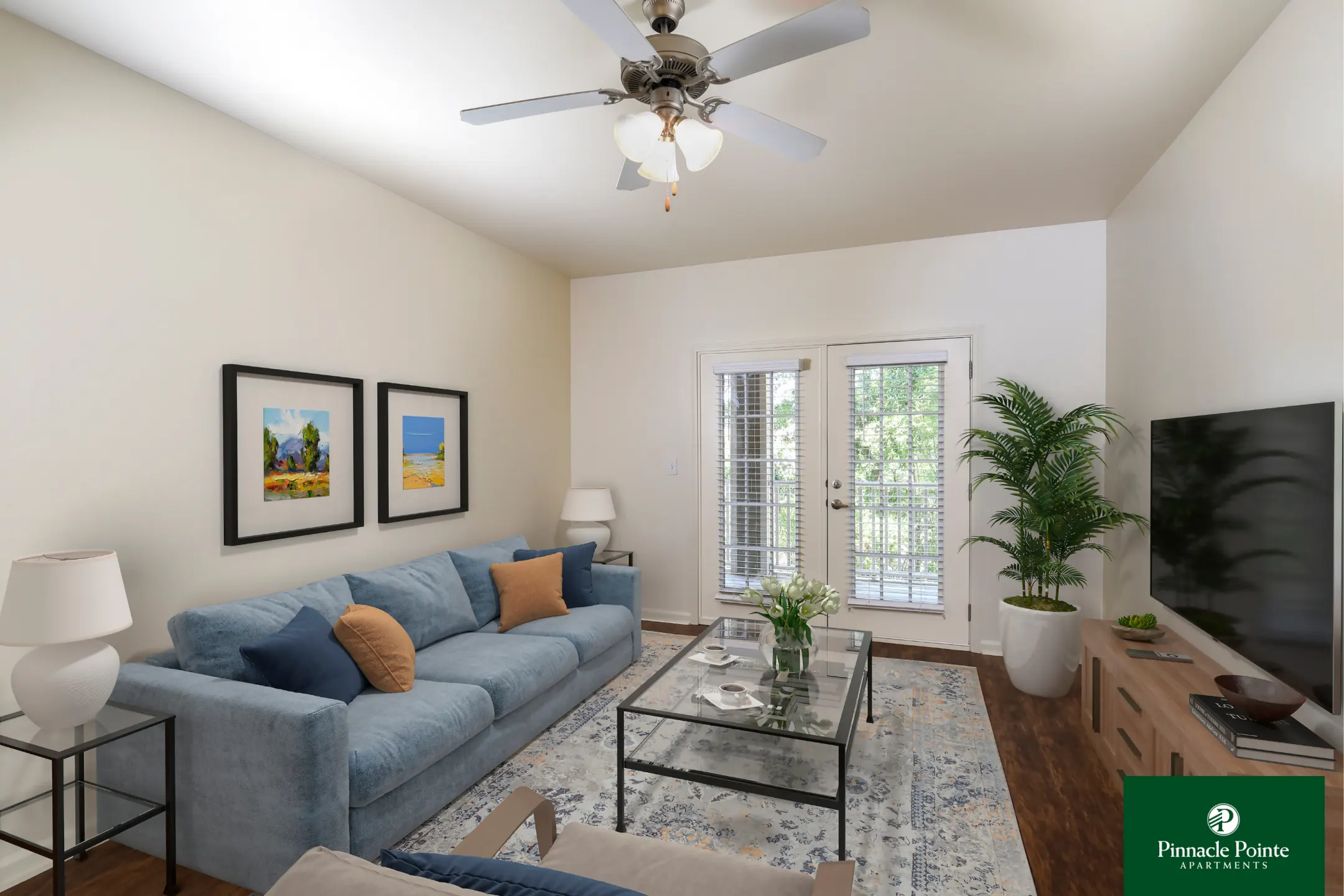 Living Room - Pinnacle Pointe Apartments - Crestview, FL