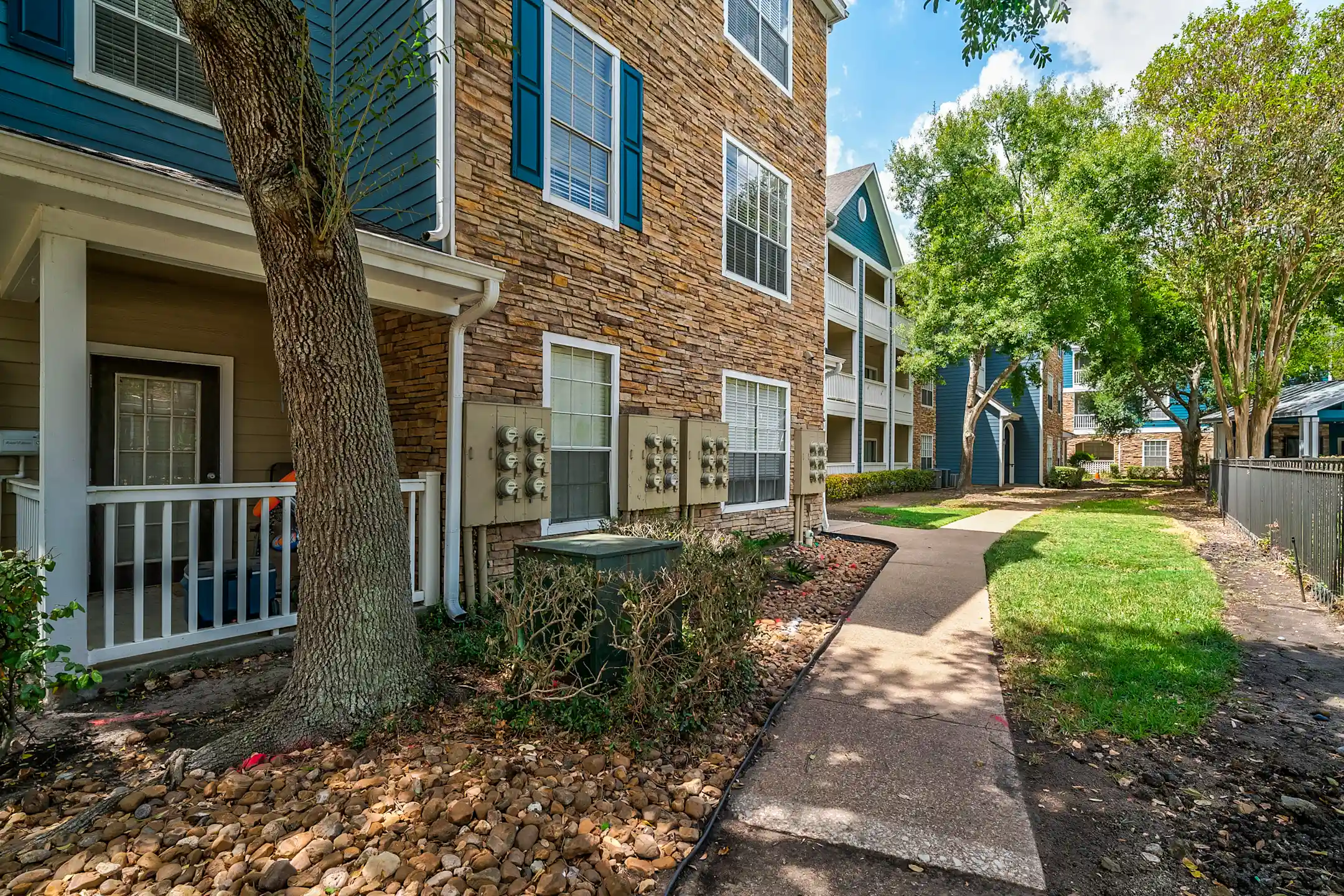 The Grayson at Baybrook Apartments 19100 Glenwest Dr Friendswood