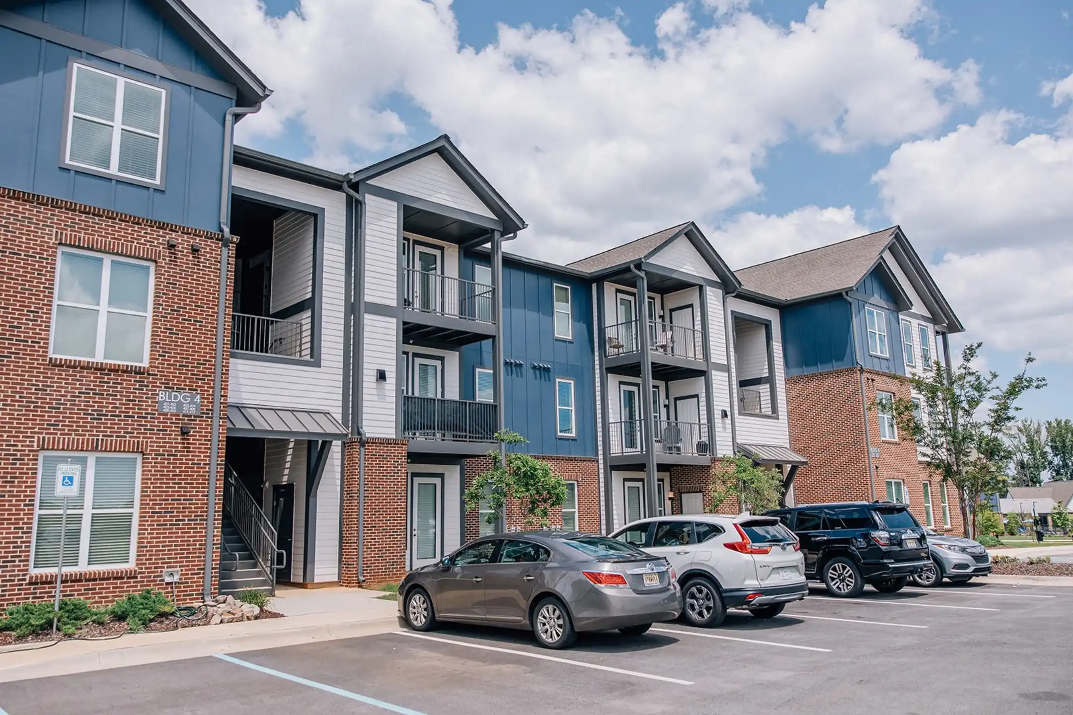 1010 Elliston Apartments Madison, AL 35757