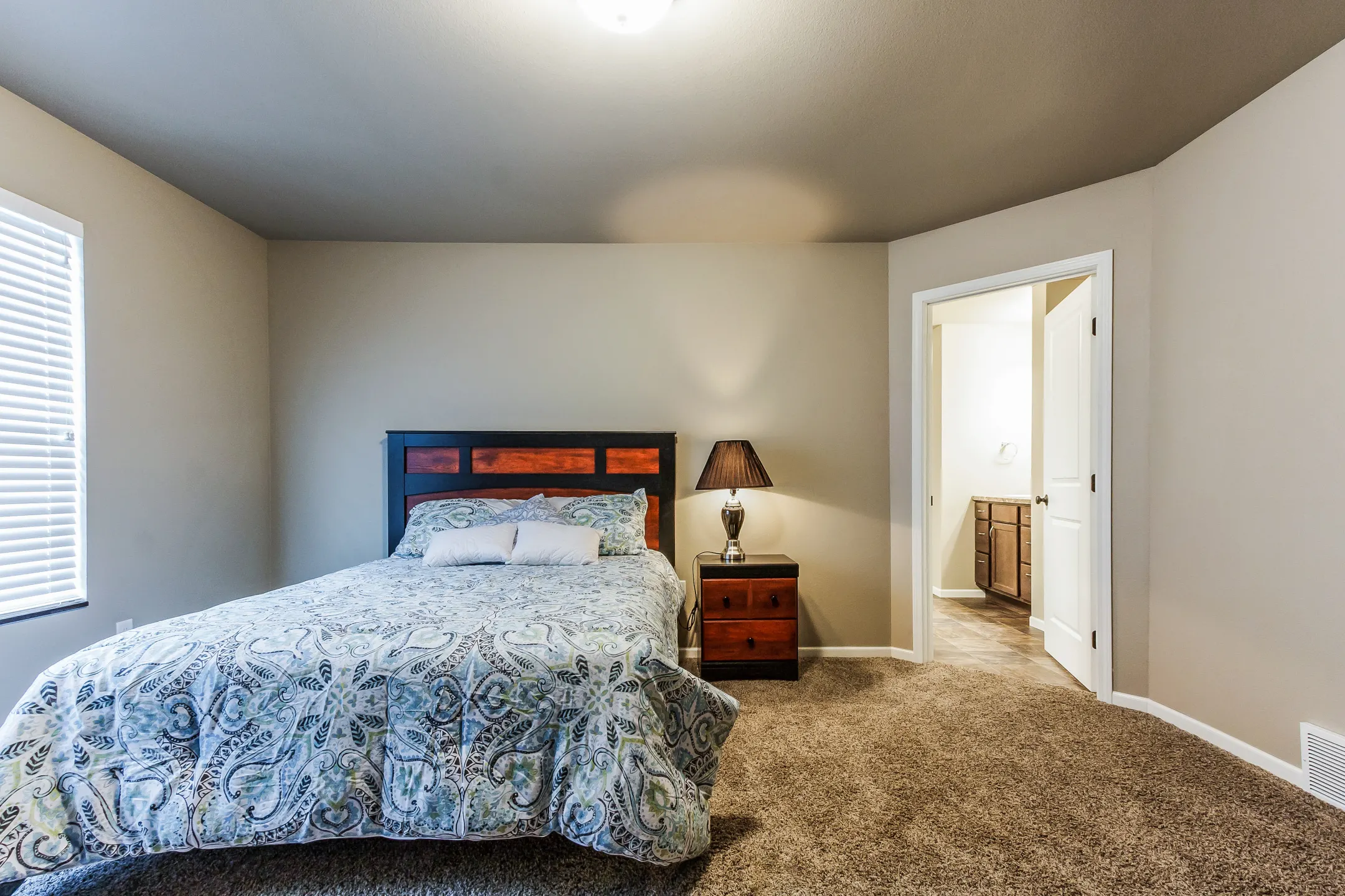 Diamond Creek Town Homes and Twin Homes - 415 26th Ave W | West Fargo ...