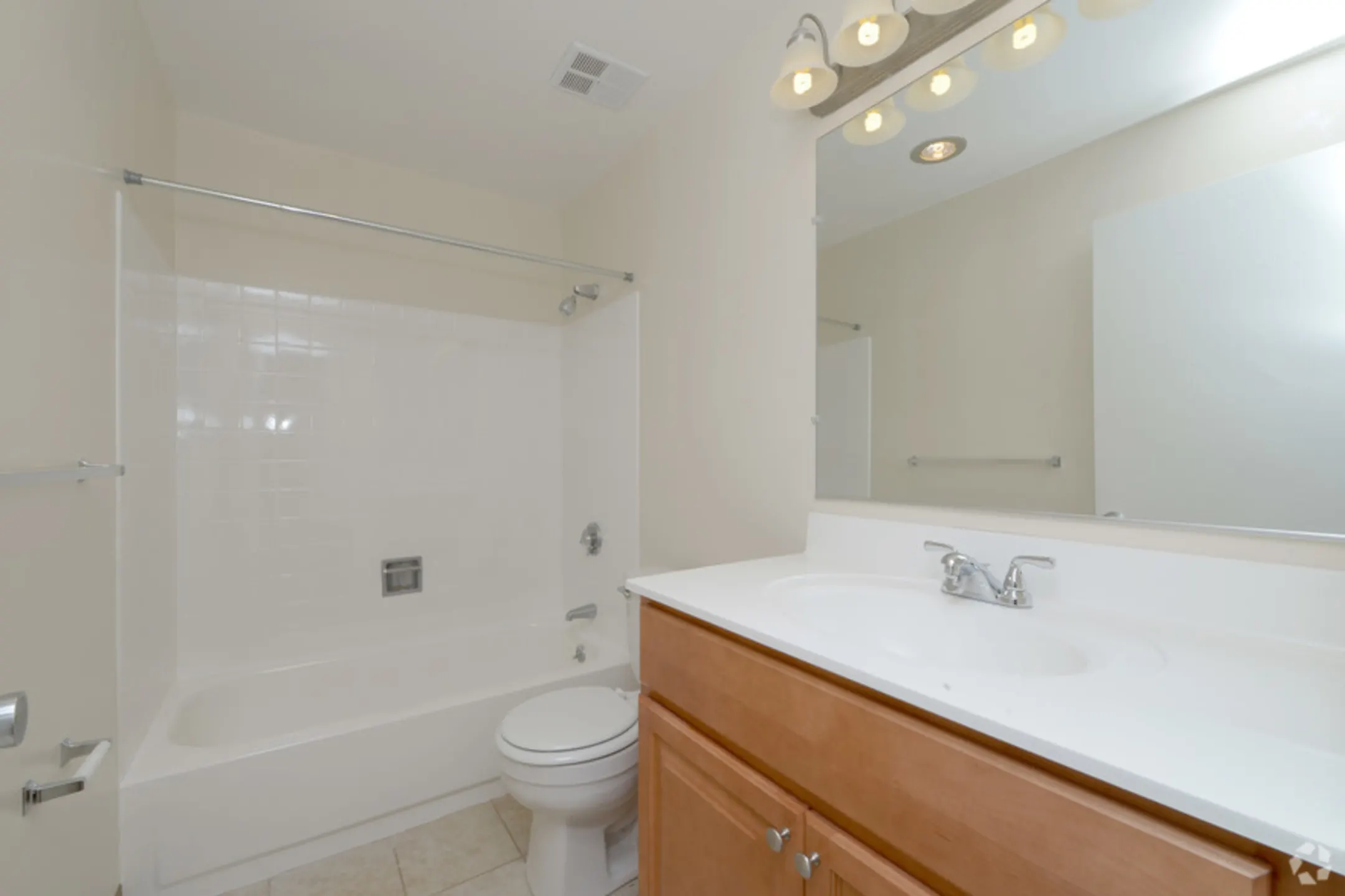 Bathroom - Shorewood Apartments - North Providence, RI