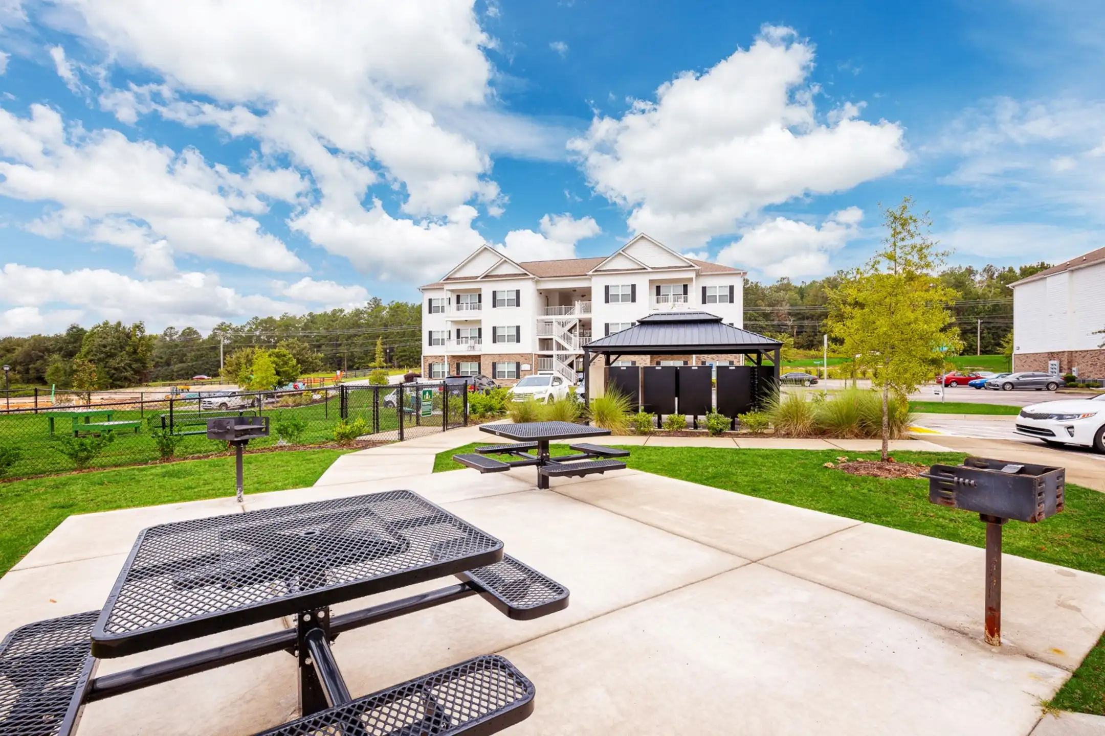 The Vista Apartments and Townhomes 4027 Charming Vista Drive