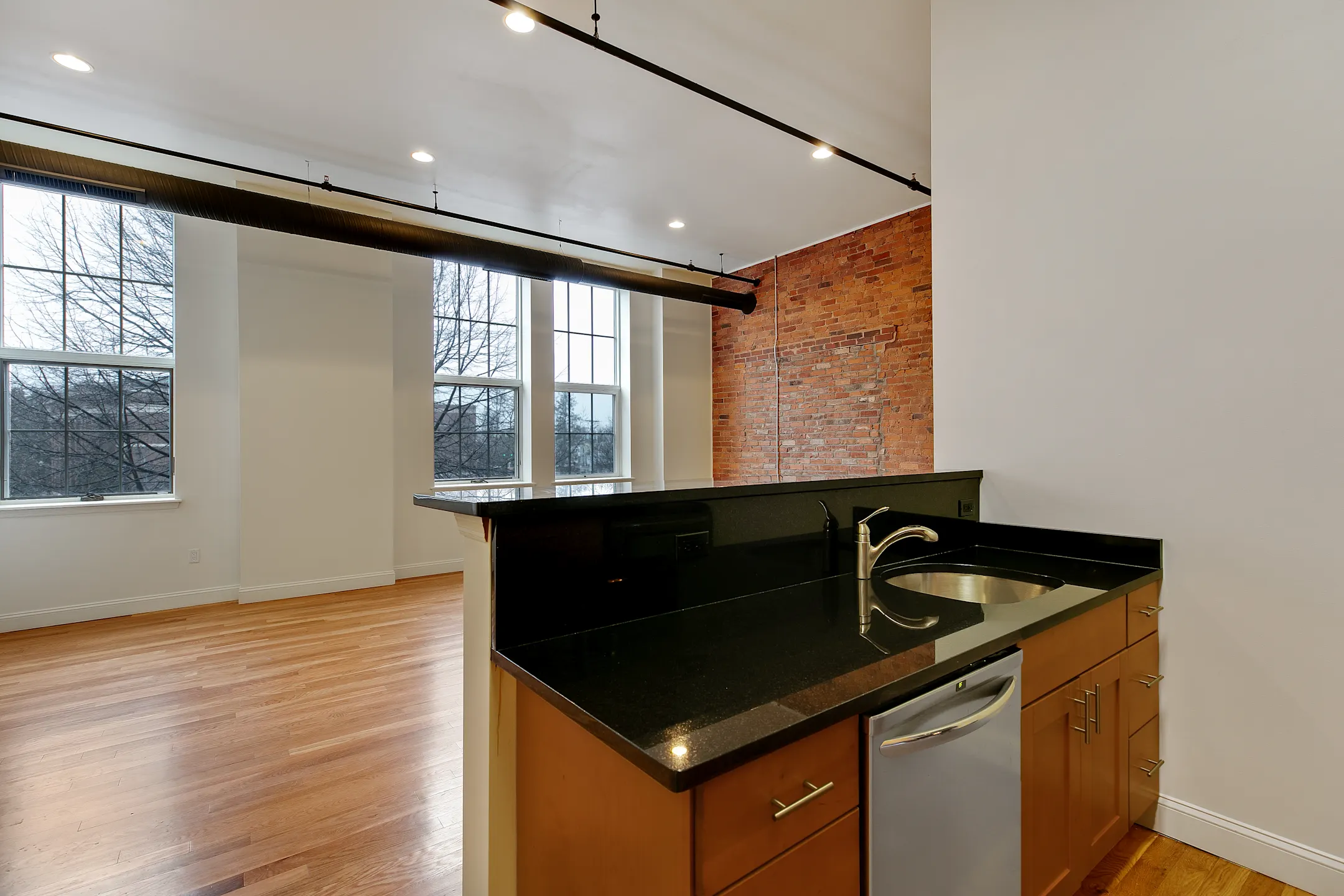 Kitchen - 27 Western Ave - Albany, NY