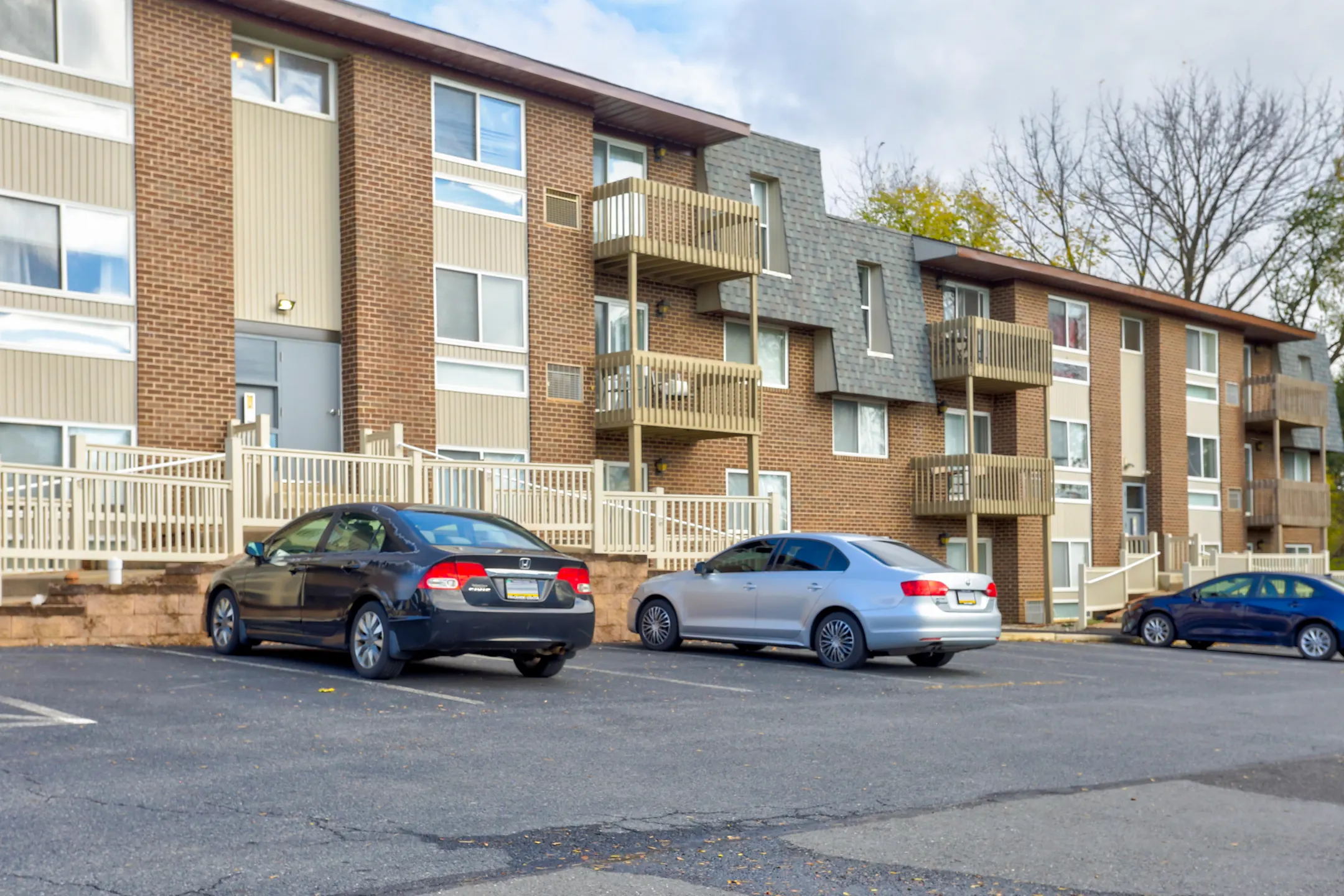 Spring Ridge Apartments Whitehall, PA 18052