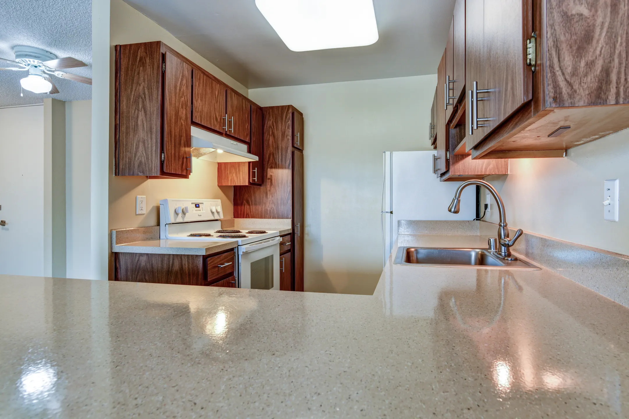 Kitchen - Tradewinds Apartments - Foster City, CA