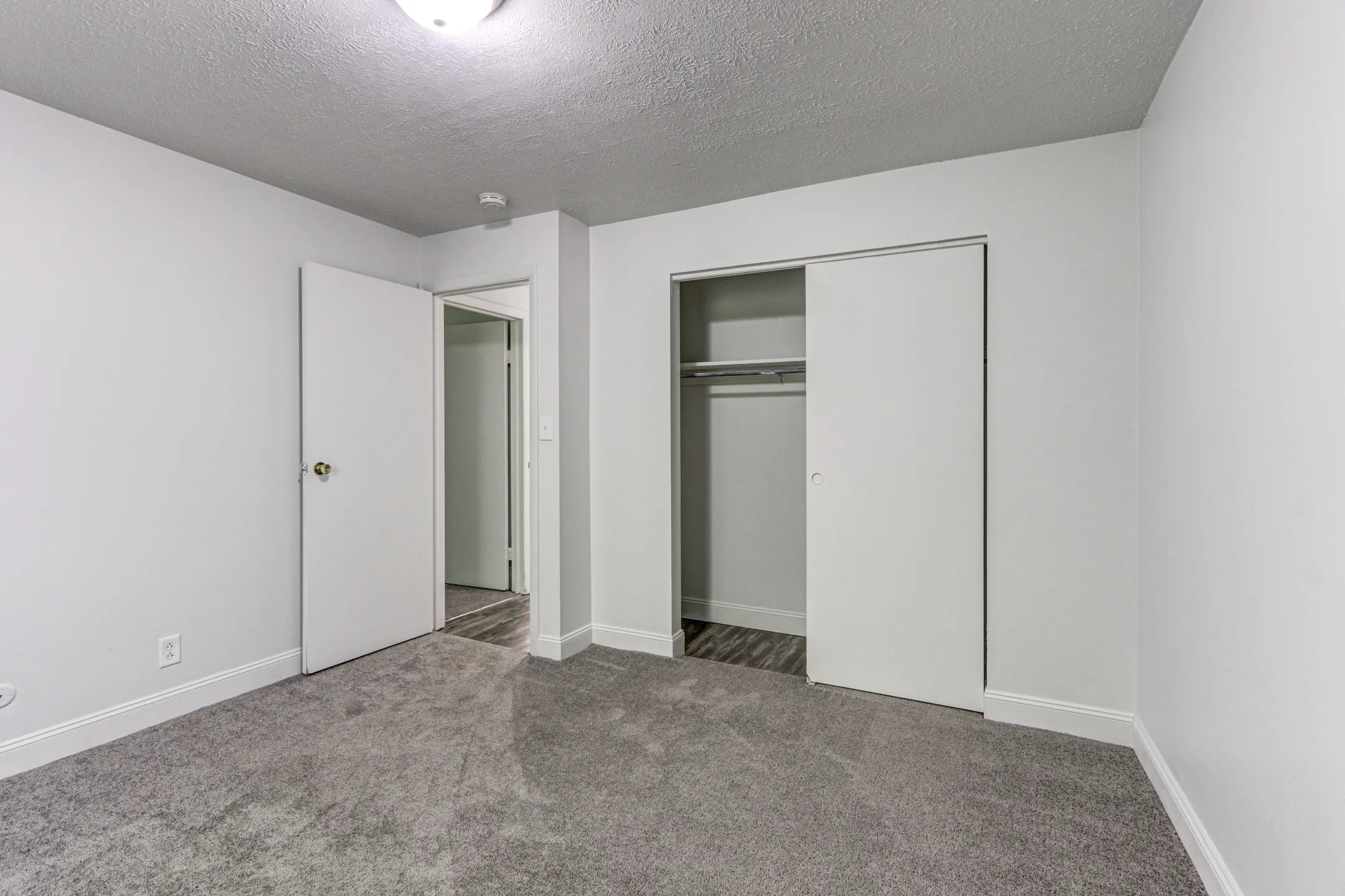 Monticello Village Apartments Athens, OH 45701