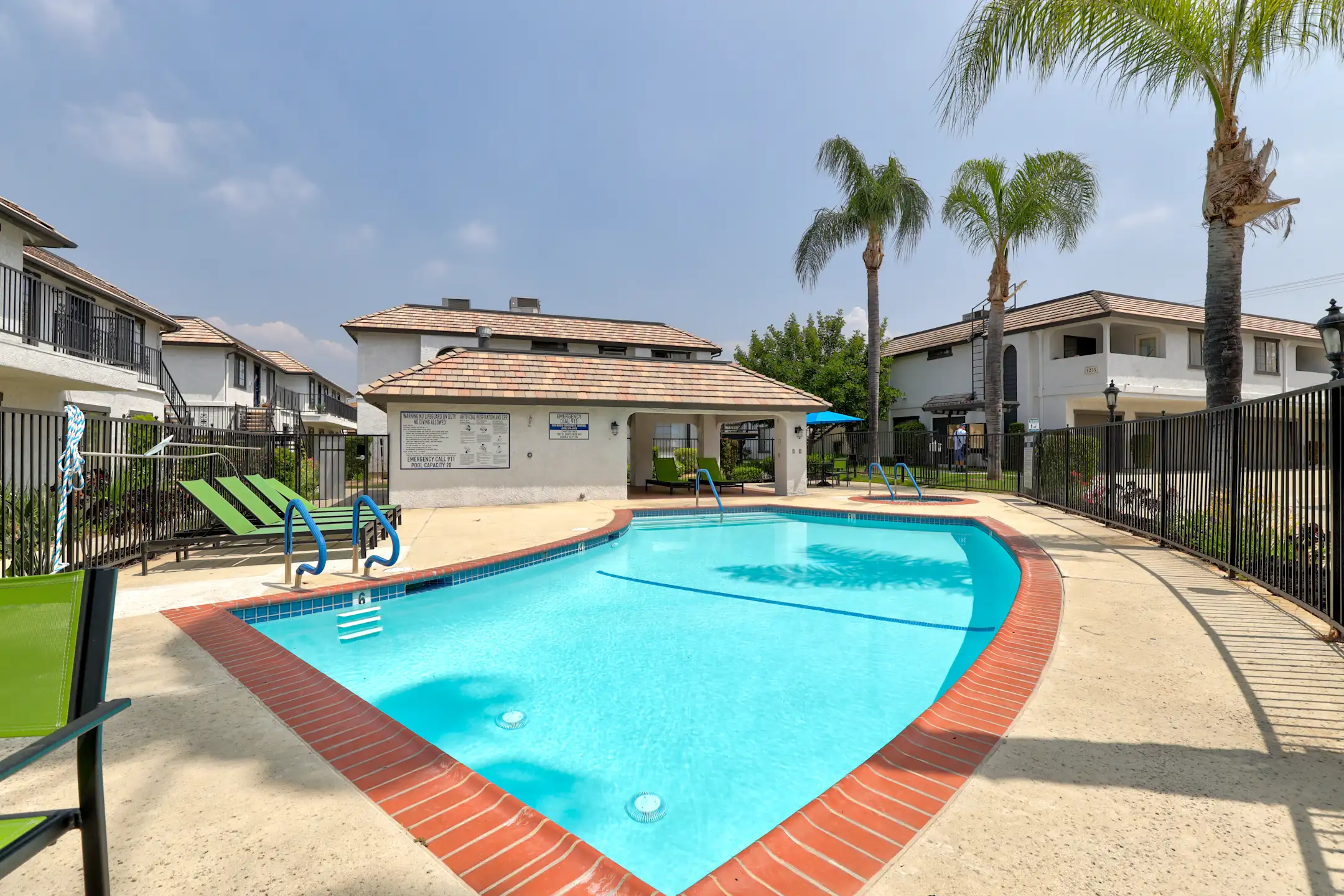 Charter Oaks Apartments Apartments Covina, CA 91724