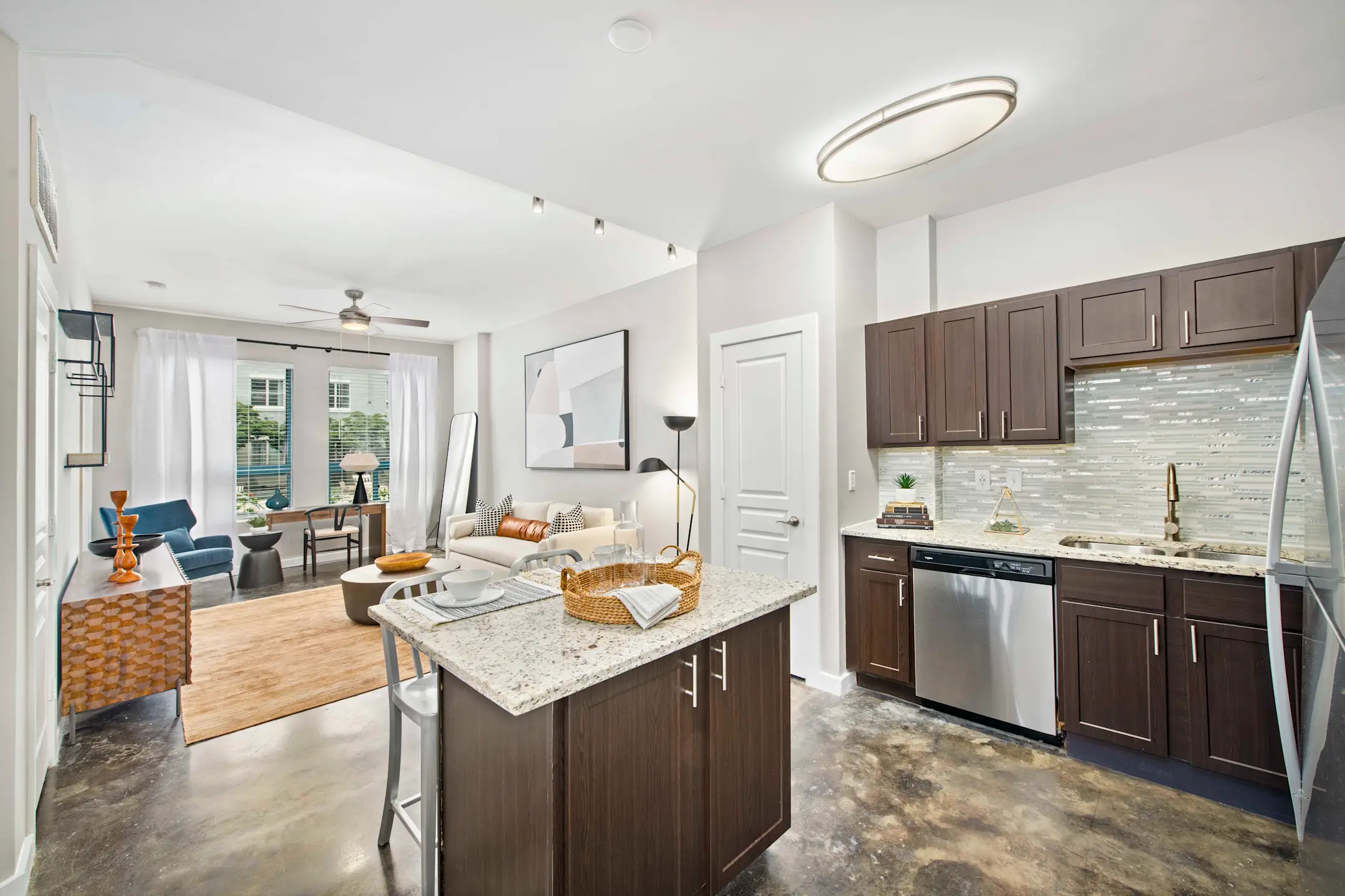 Dining Room - MAA Gateway - Charlotte, NC