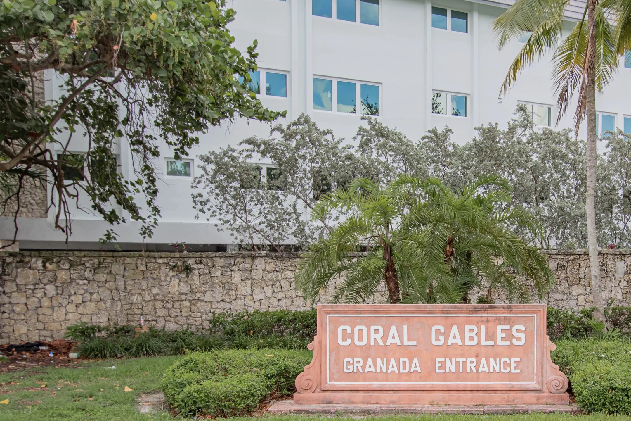 Community Signage - 800 Capri - Coral Gables, FL
