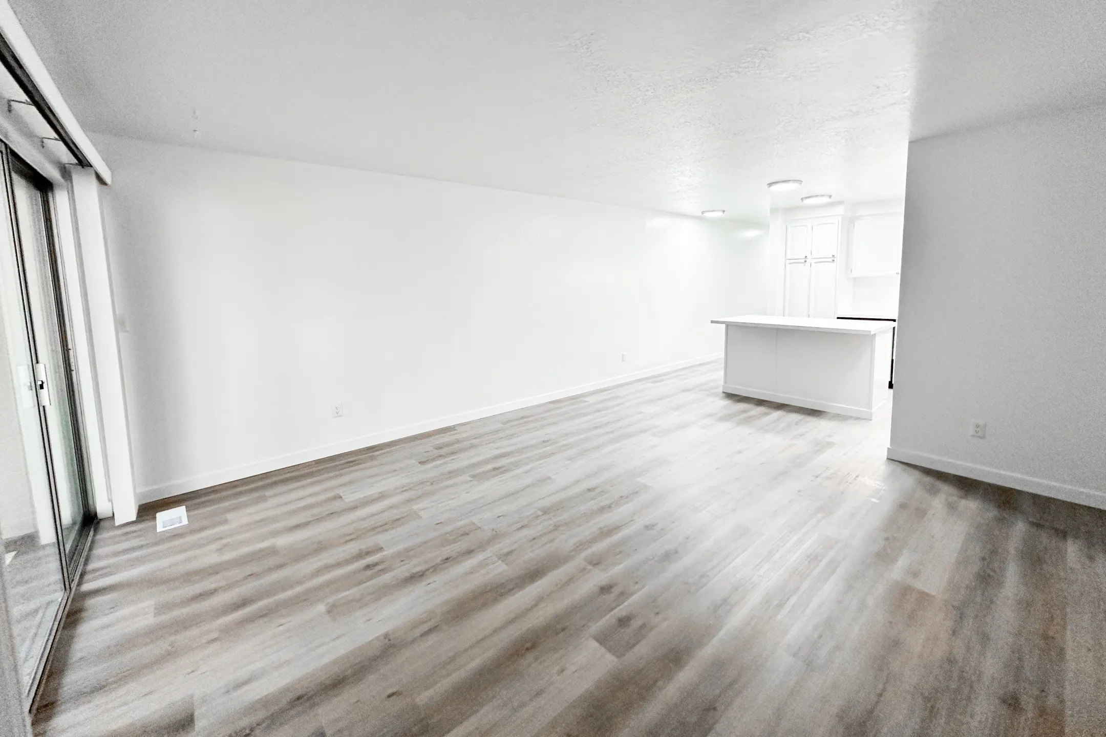 Living Room - Parkwood Apartments - Boise, ID