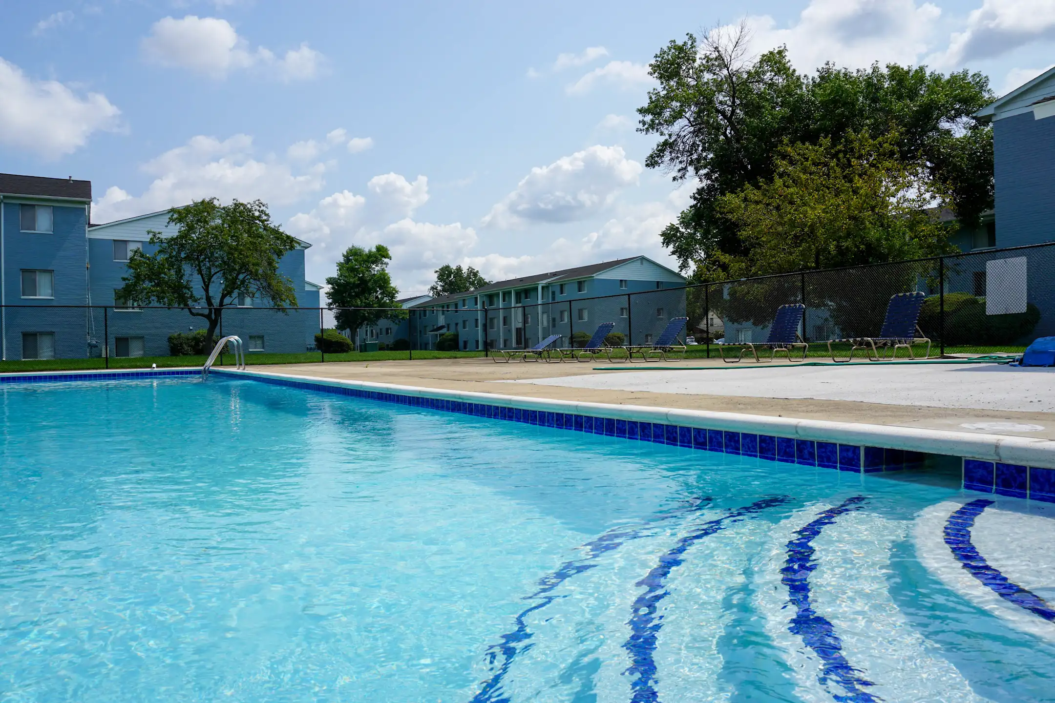 Gale Gardens Apartments 30 Gale Gardens Blvd Melvindale, MI