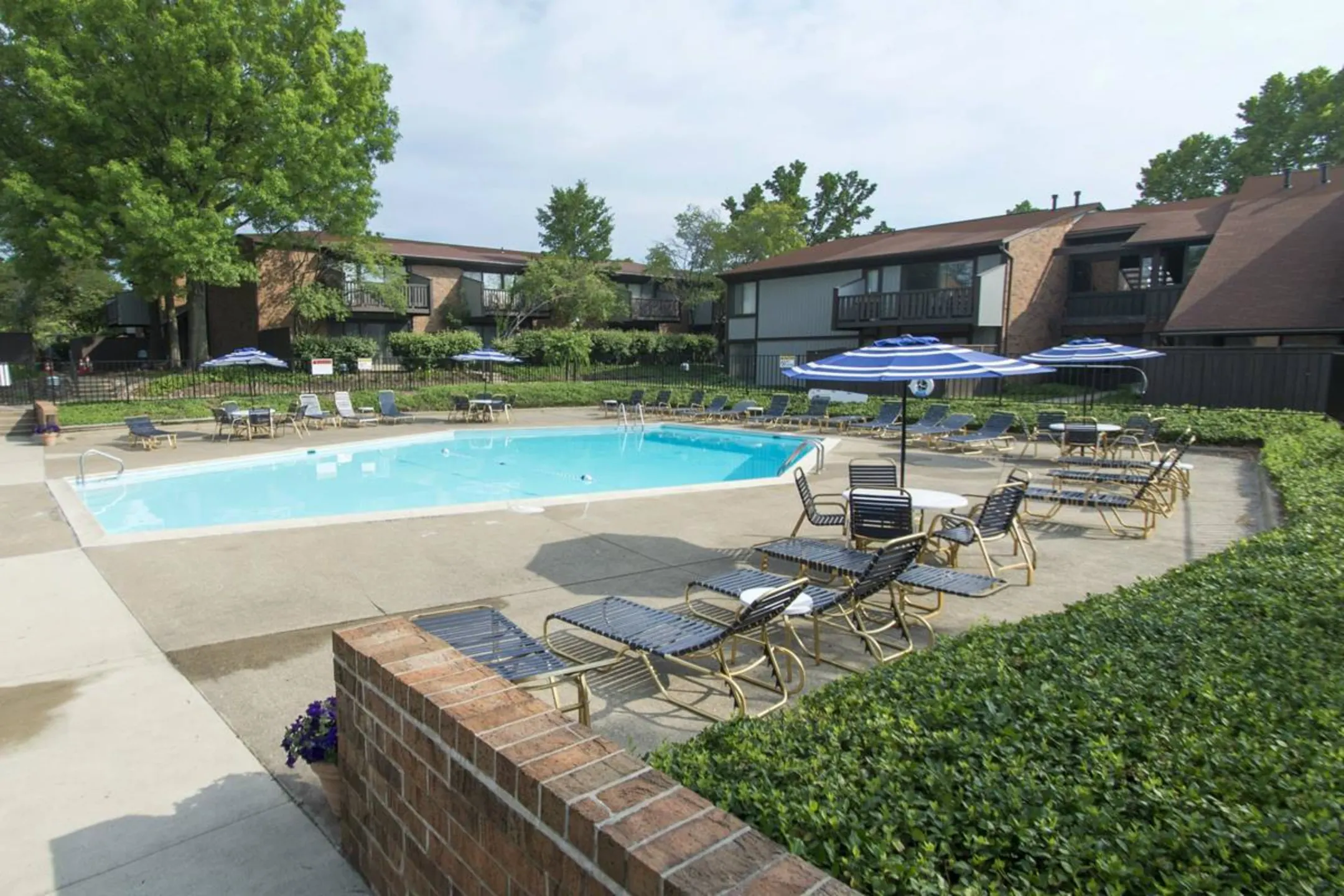 London Square Apartments Apartments Canton, OH 44708