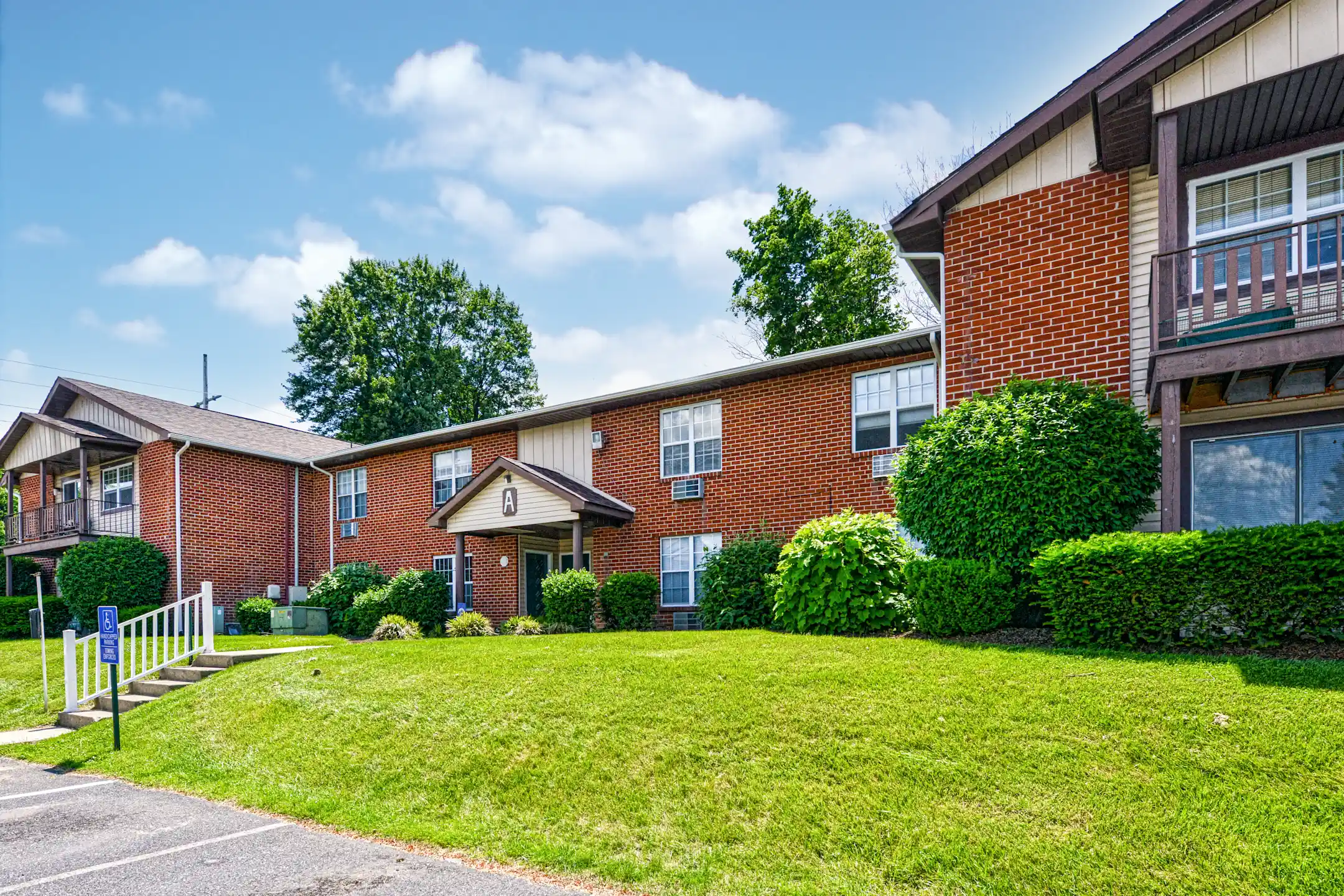 Valley Ridge Apartments 6714 Lower Macungie Rd Trexlertown, PA