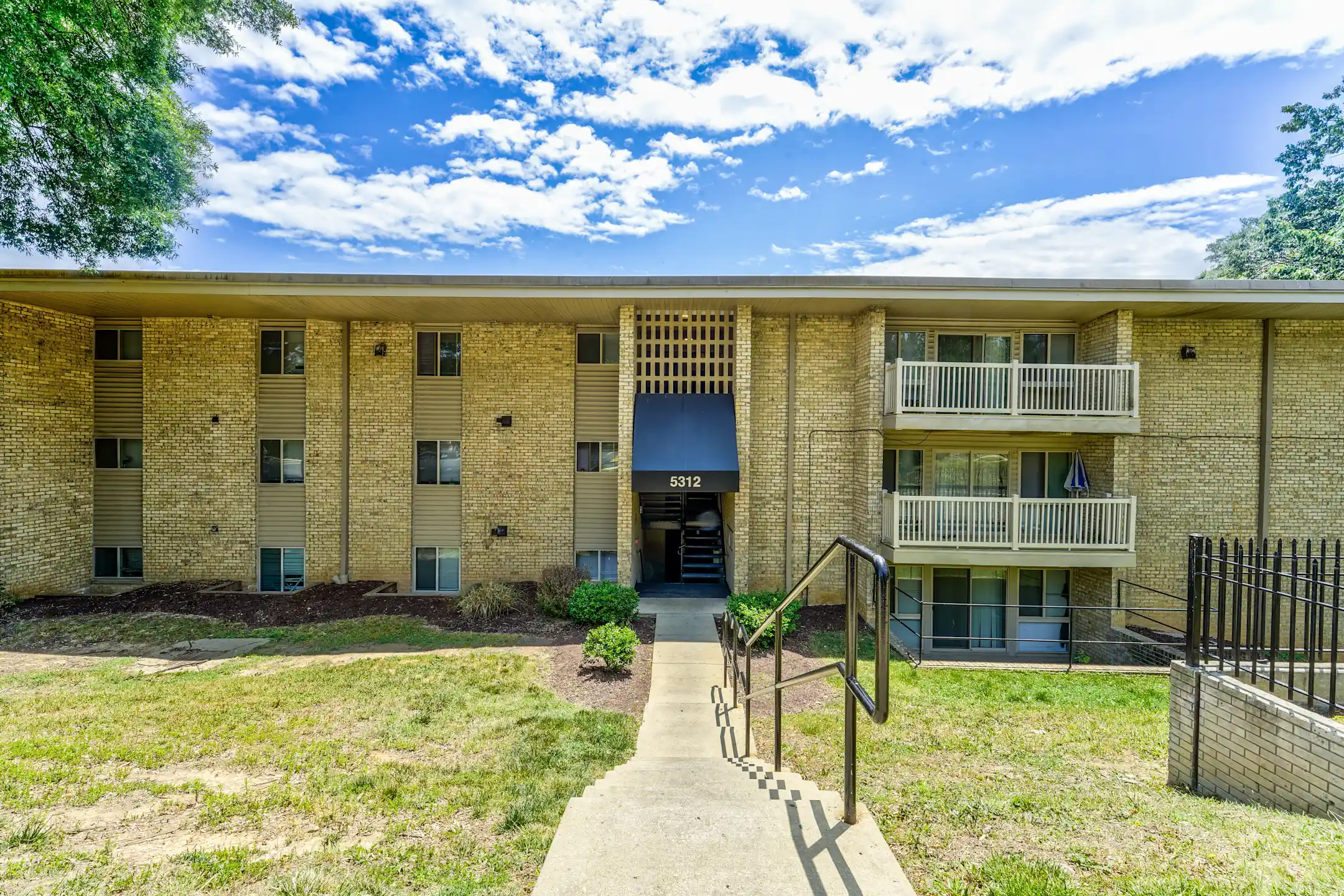 Hilltop Apartments 5345 85th Avenue New Carrollton, MD Apartments