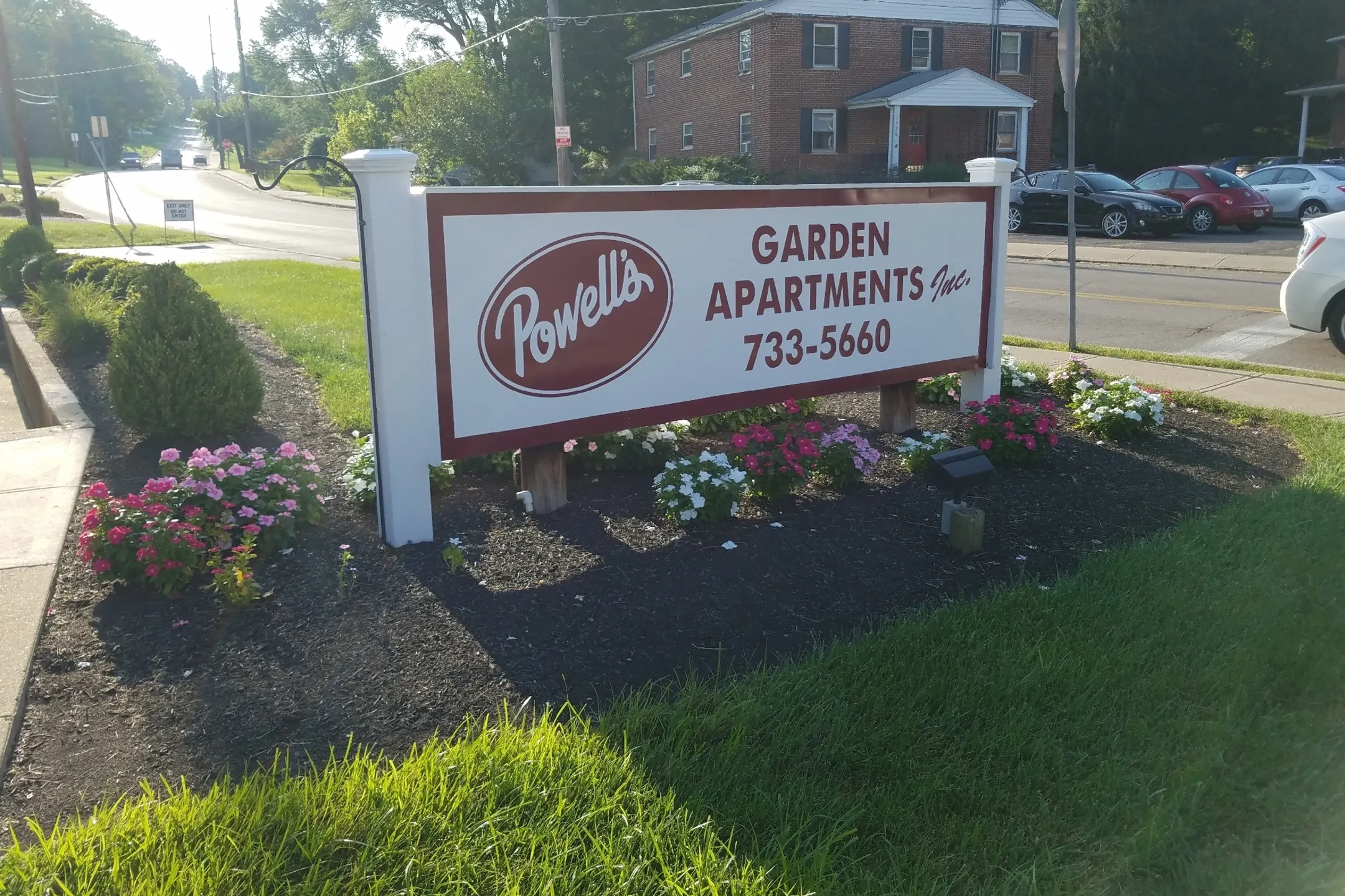 Pool - Powells Garden Apartments - Cincinnati, OH