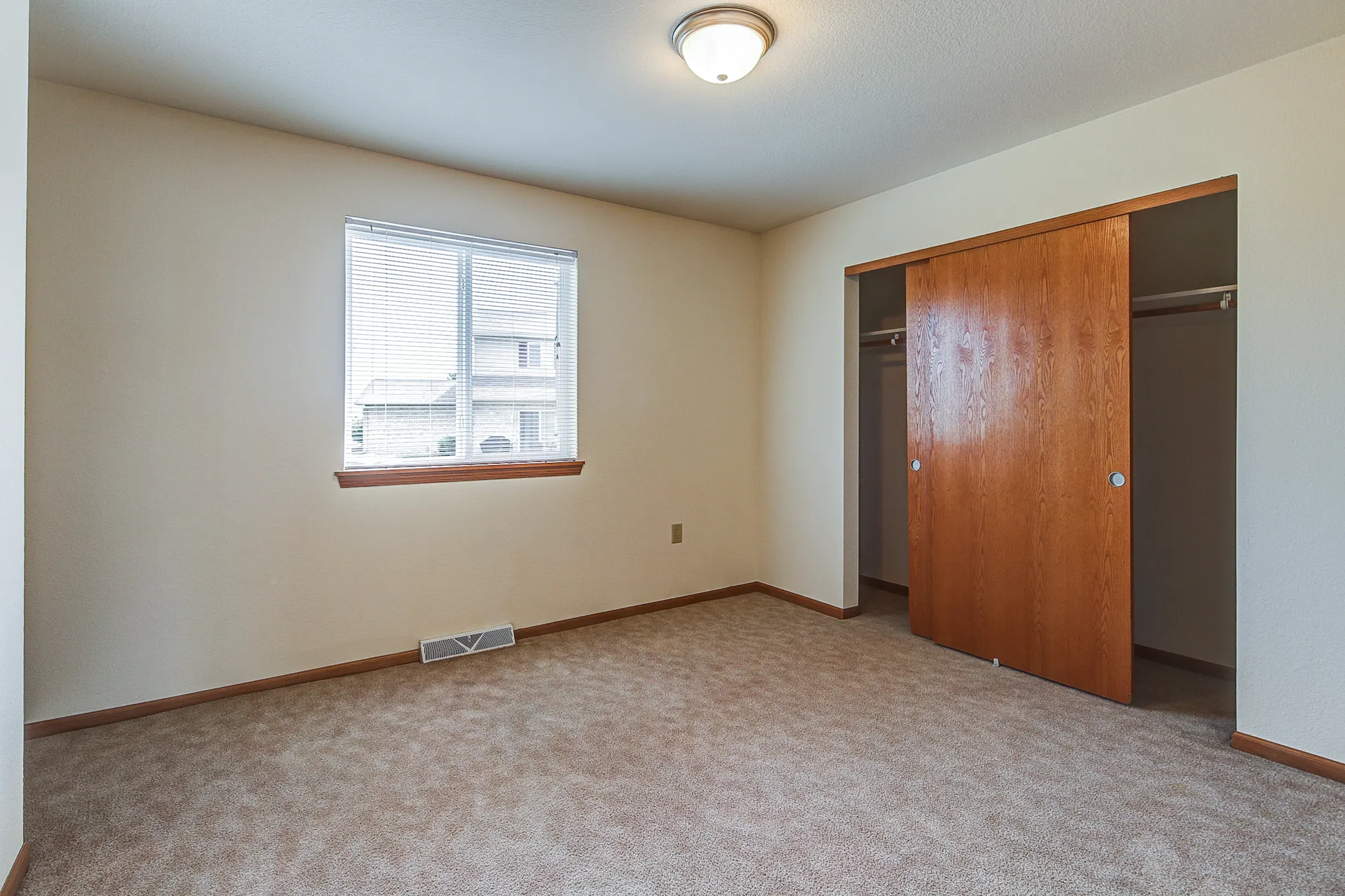 Audubon Park Apartments and Townhouses 201 Air Park Dr Watertown