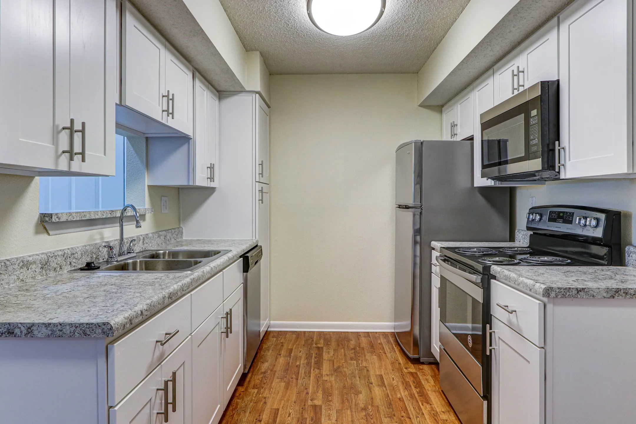 Monroeville Apartments at Belmont Ridge 1100 Belmont Boulevard Suite 2 Monroeville, PA