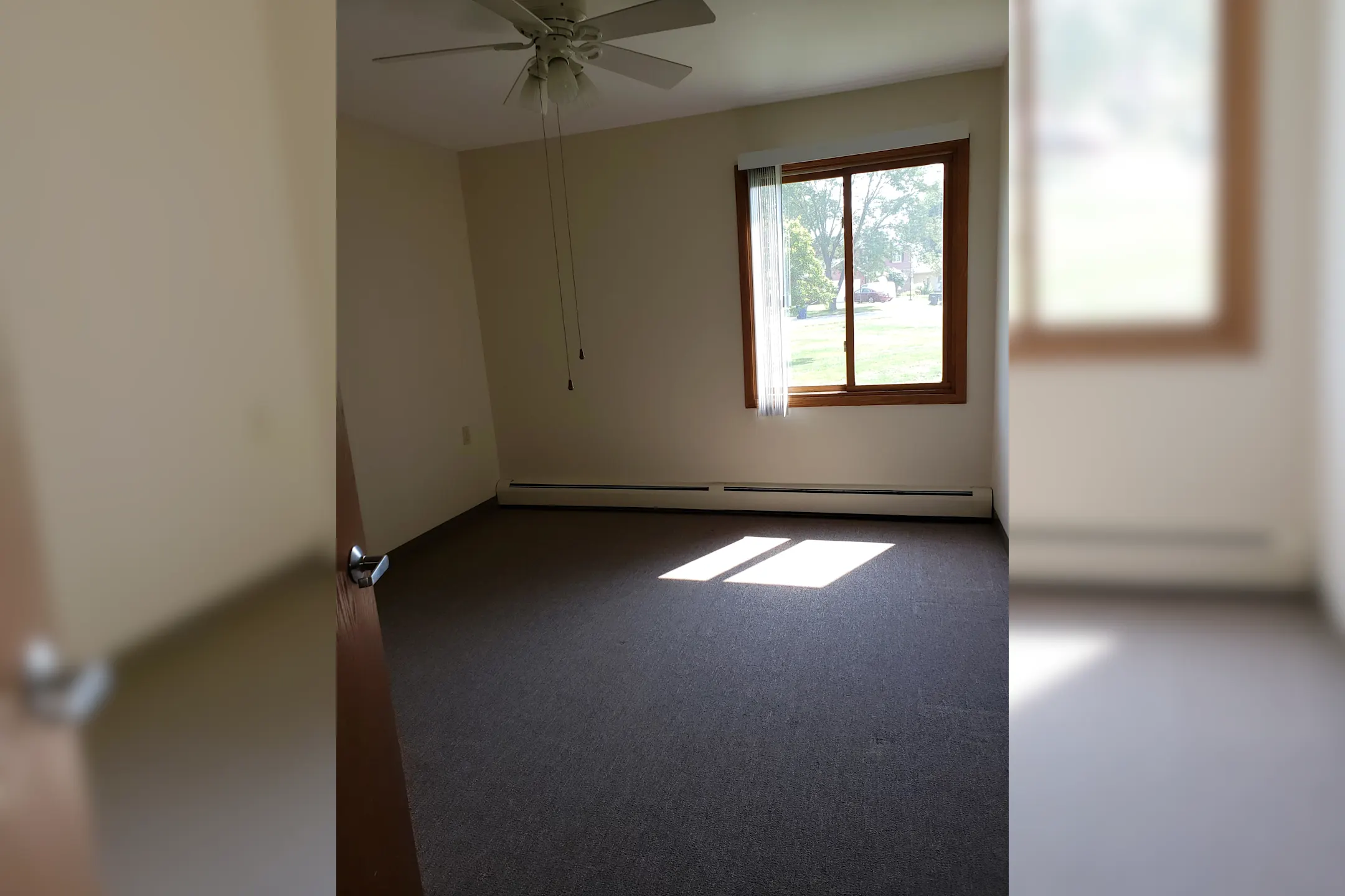 Countryside Village Apartments 301 South 10th Street Oregon, IL