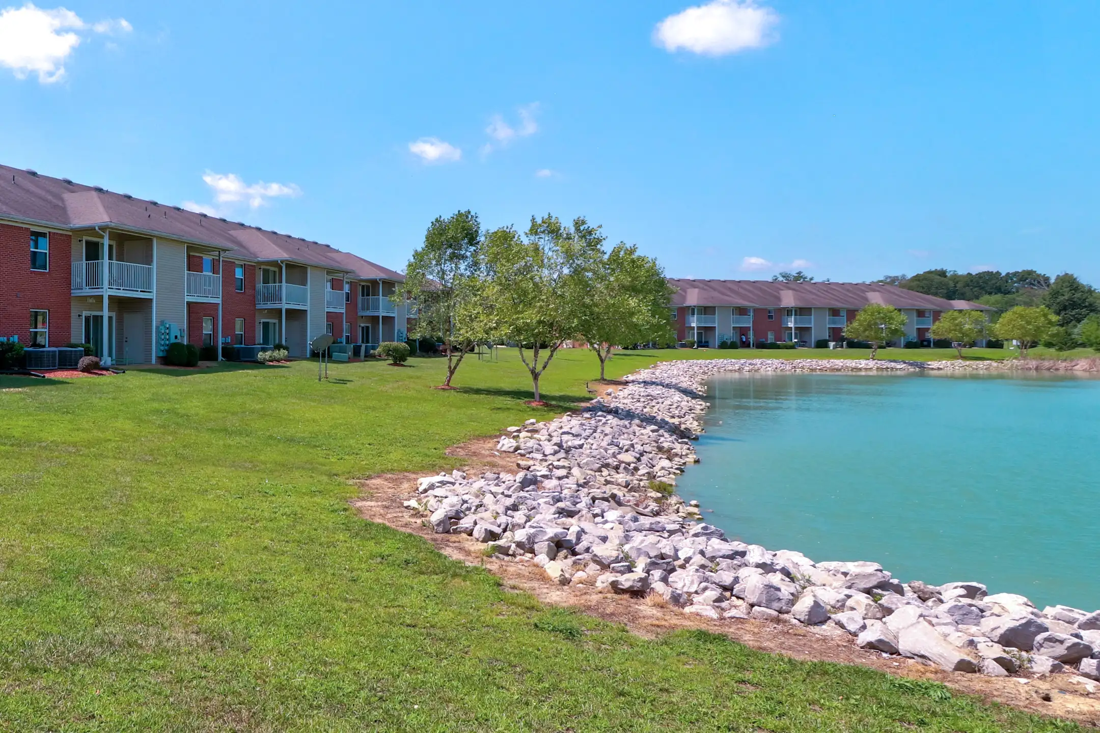 Delaware Trace Apartment Homes Apartments Evansville, IN 47715