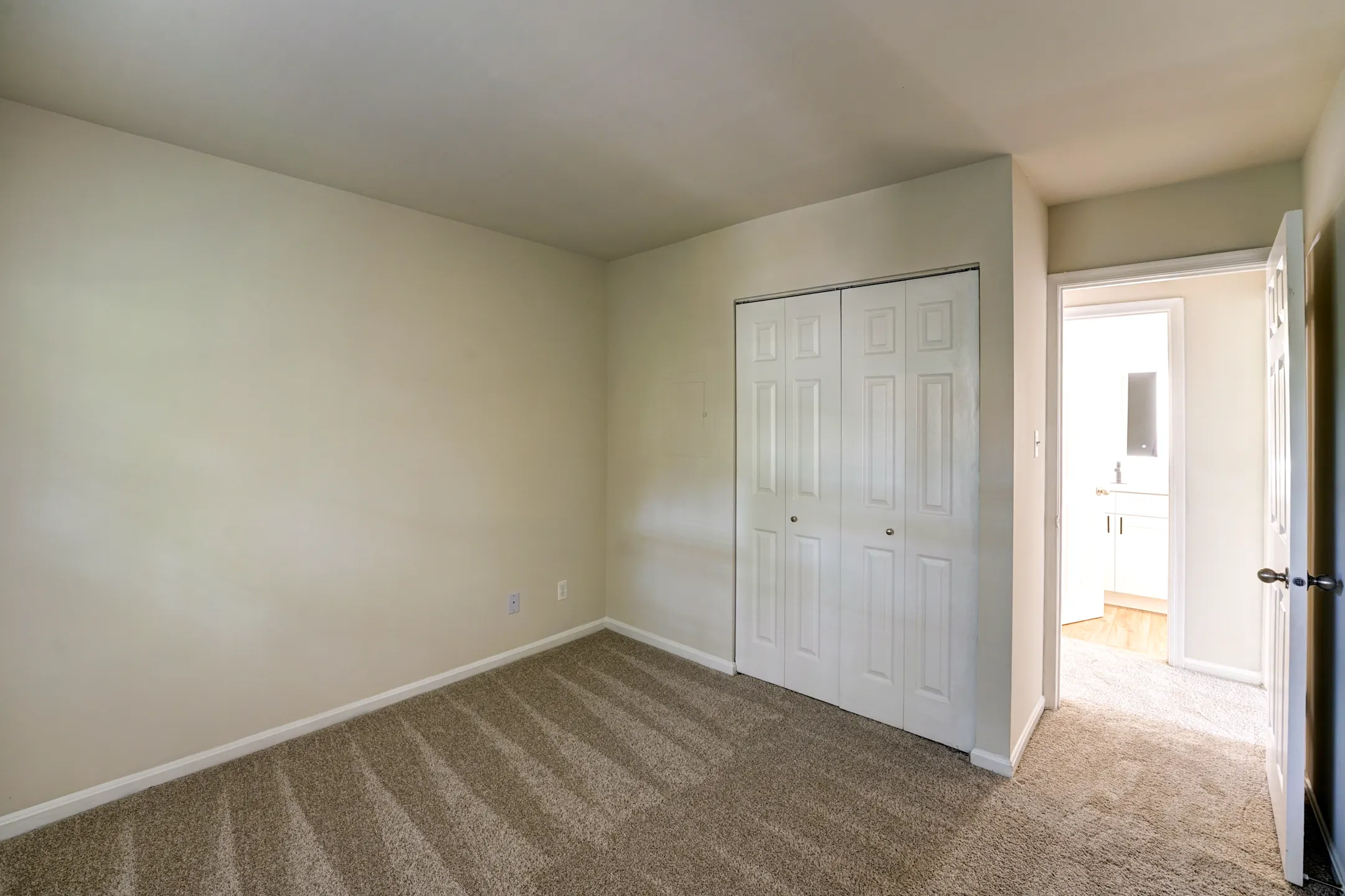 Valor Apartments Silver Spring, MD 20904