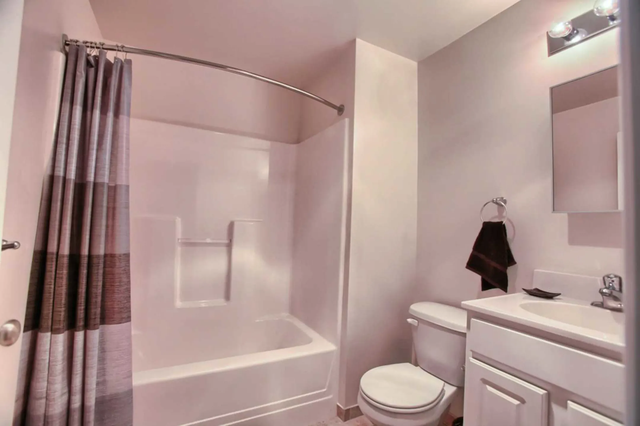 Bathroom - Rocktowne - Shippensburg, PA