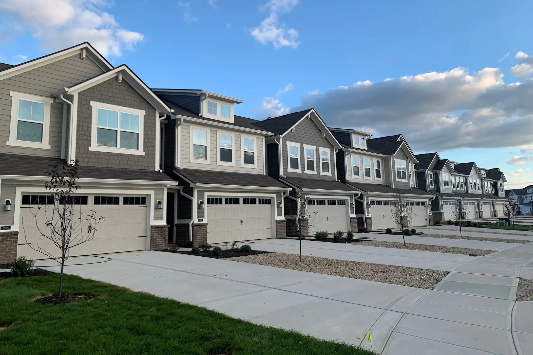 Wynne Farms 2985 Townsend Drive 101 Brownsburg, IN Apartments for