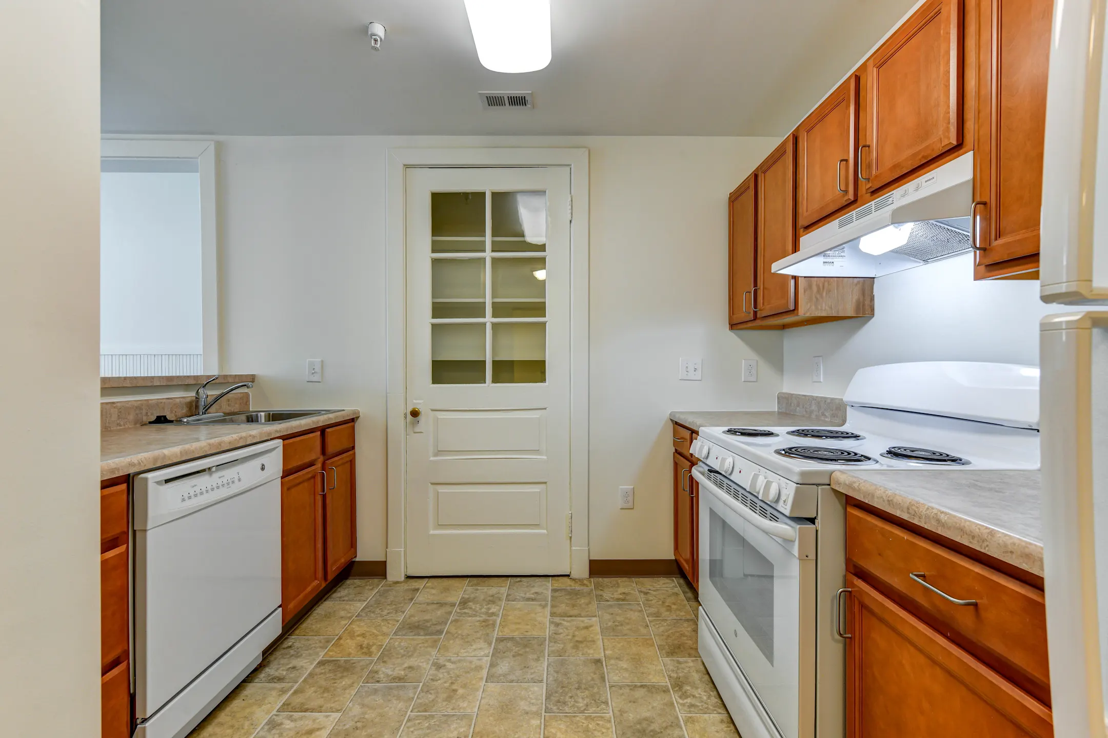 The Duffy School Apartments Florence, NJ 08518