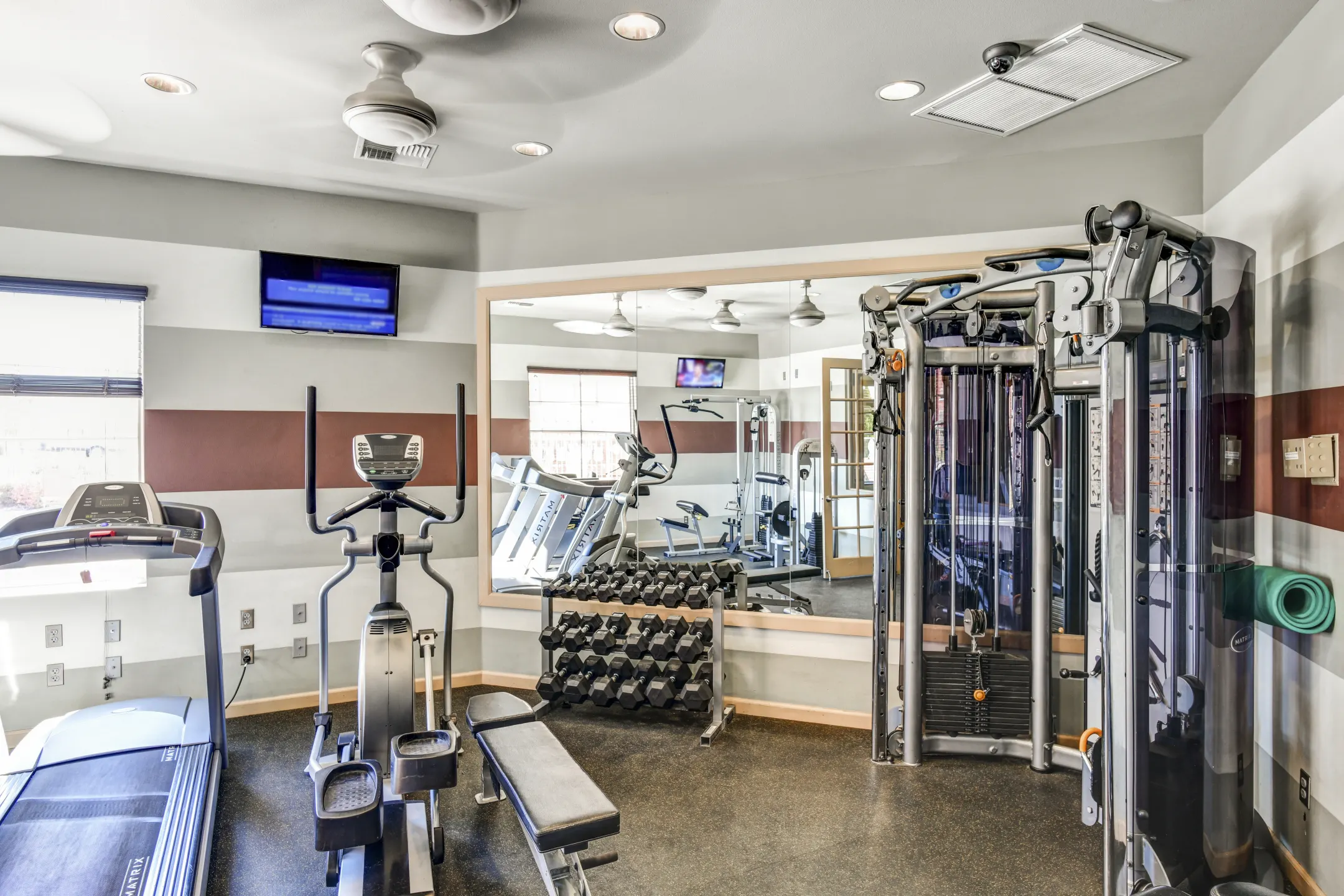 Fitness Weight Room - The View - Reno, NV