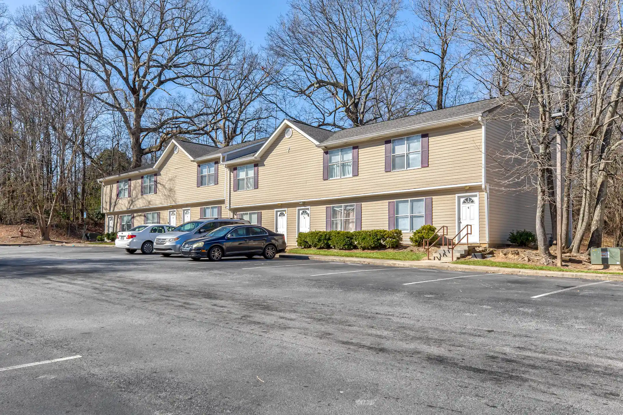 Brighton Manor* Apartments Douglasville, GA 30134