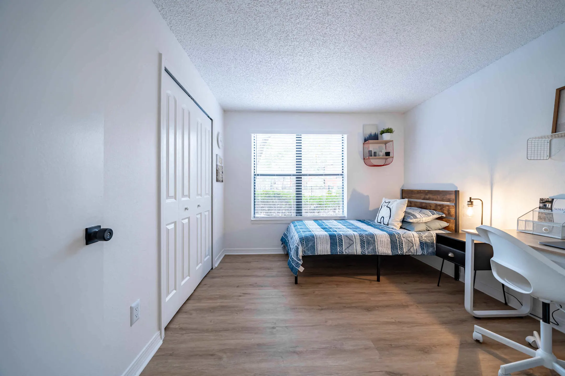 Northlake Apartments 2445 Dunn Ave Jacksonville, FL Apartments for