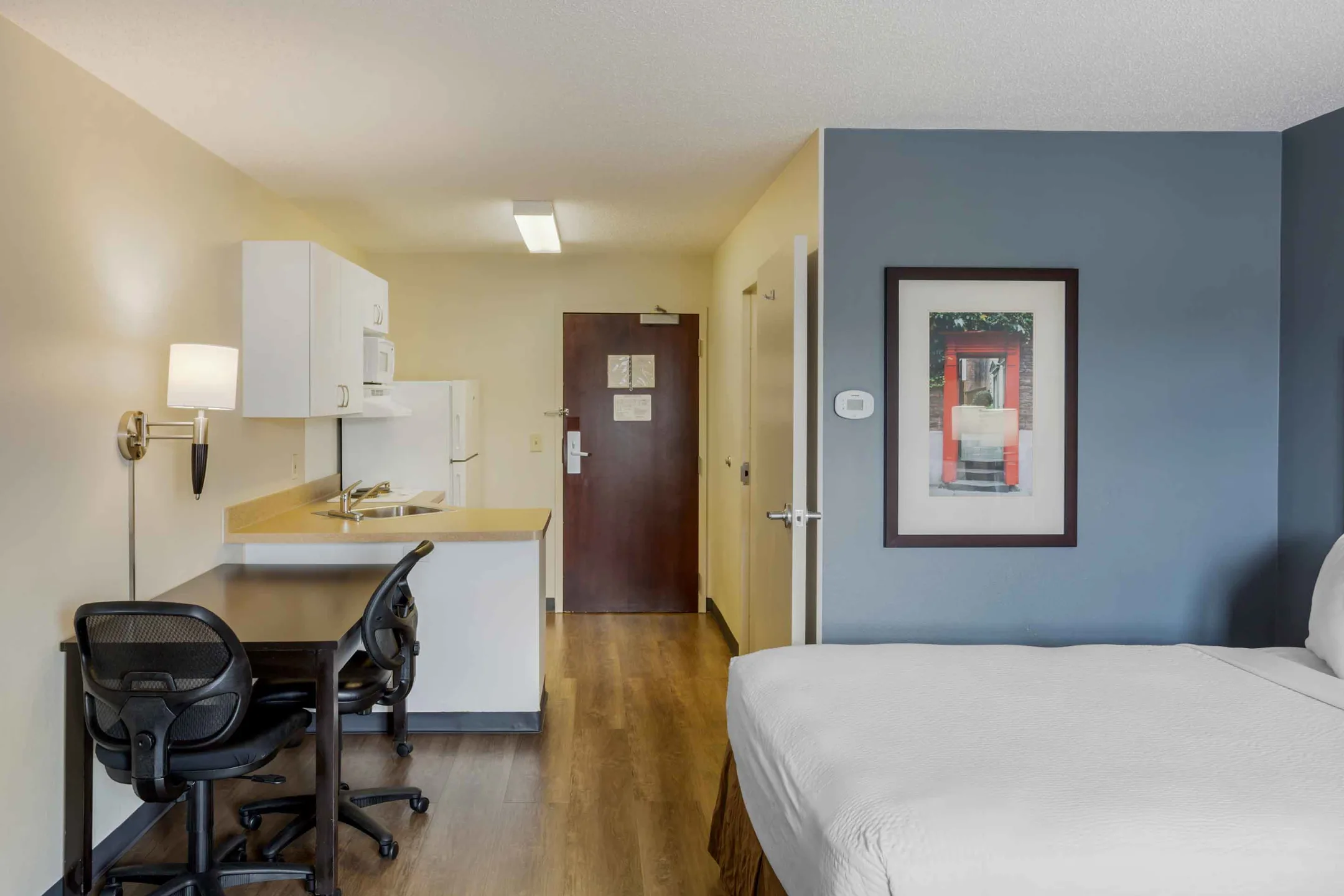 Furnished Studio New York City LaGuardia Airport 1830 Whitestone